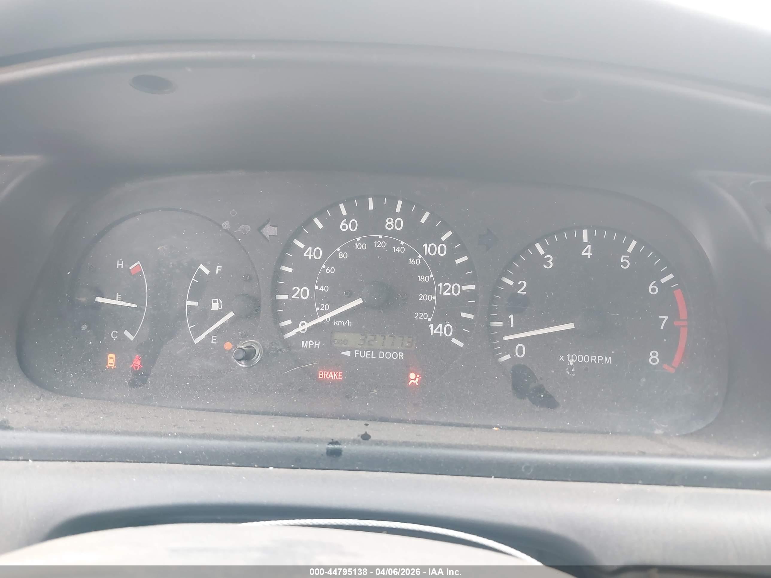 TOYOTA CAMRY image 7