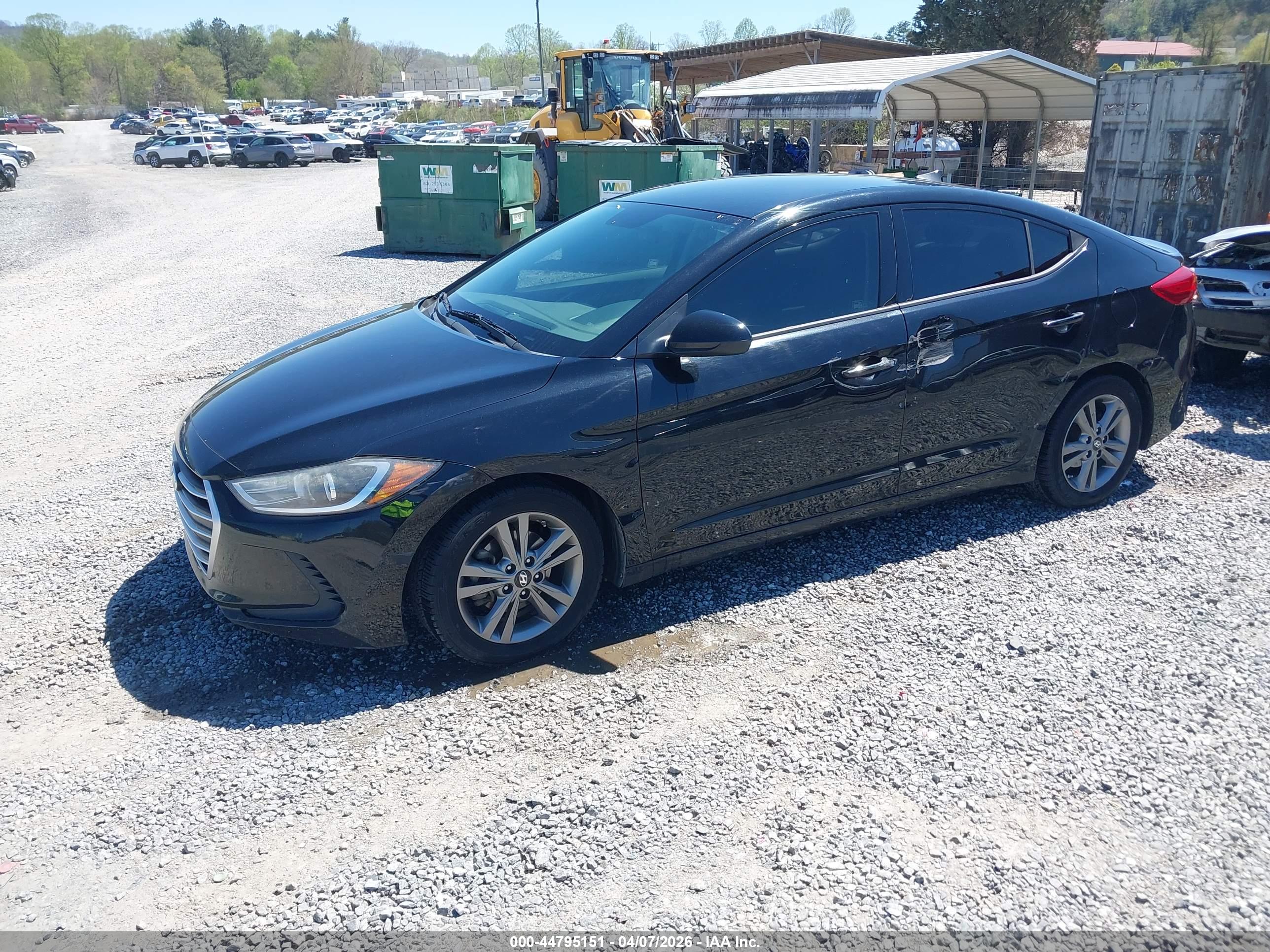 HYUNDAI ELANTRA image 2