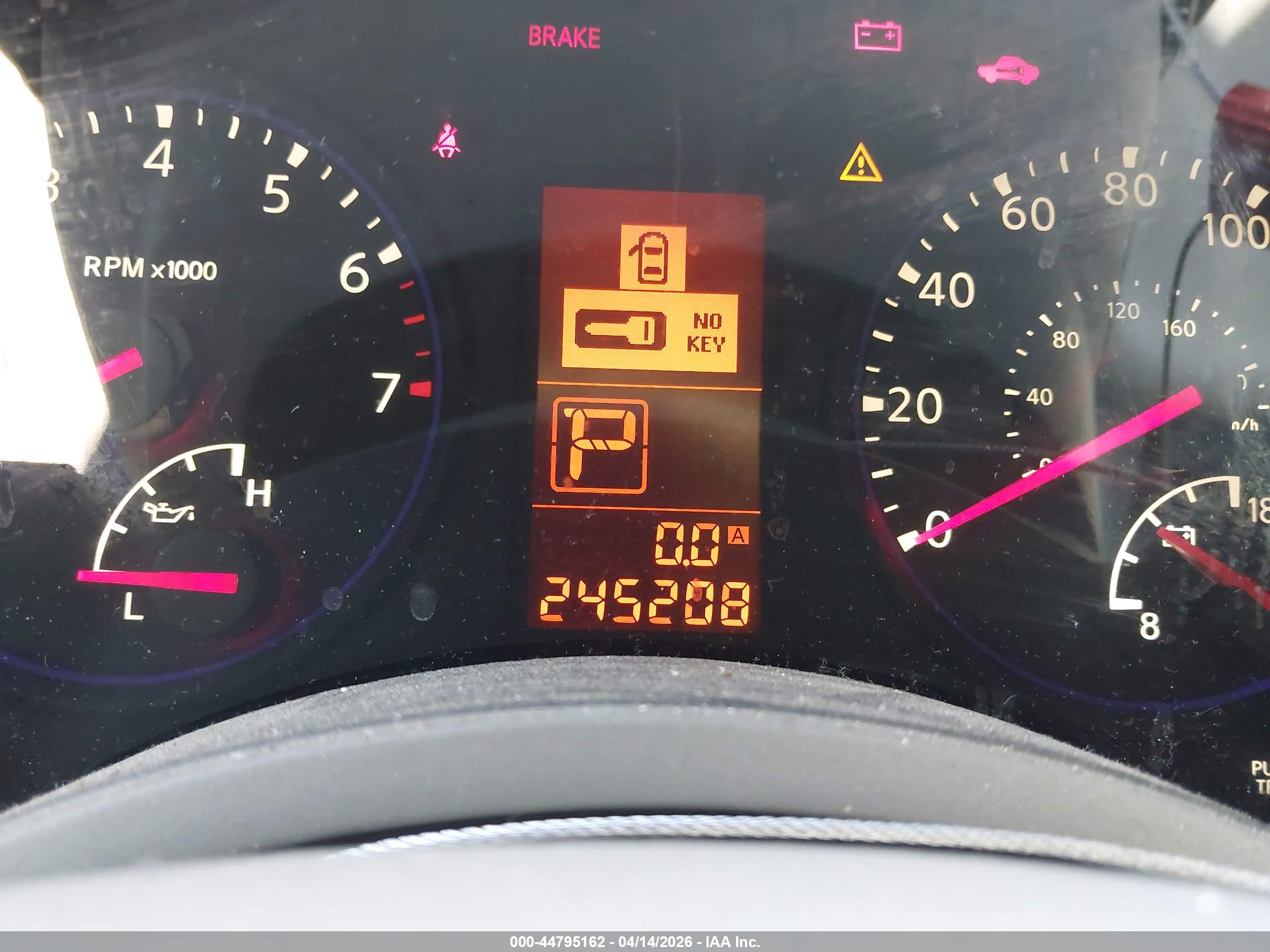 INFINITI QX56 image 7