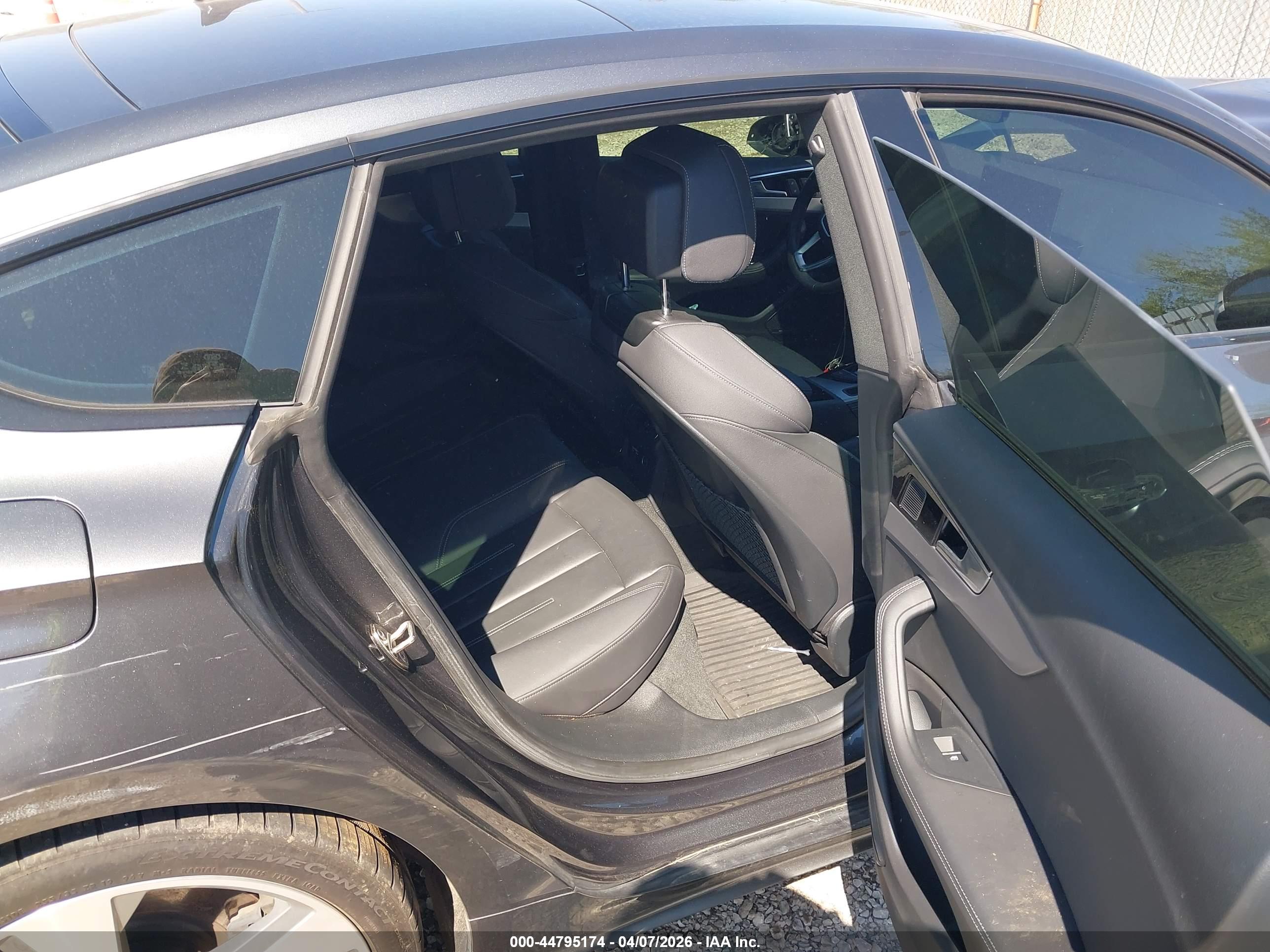 AUDI A5 image 8