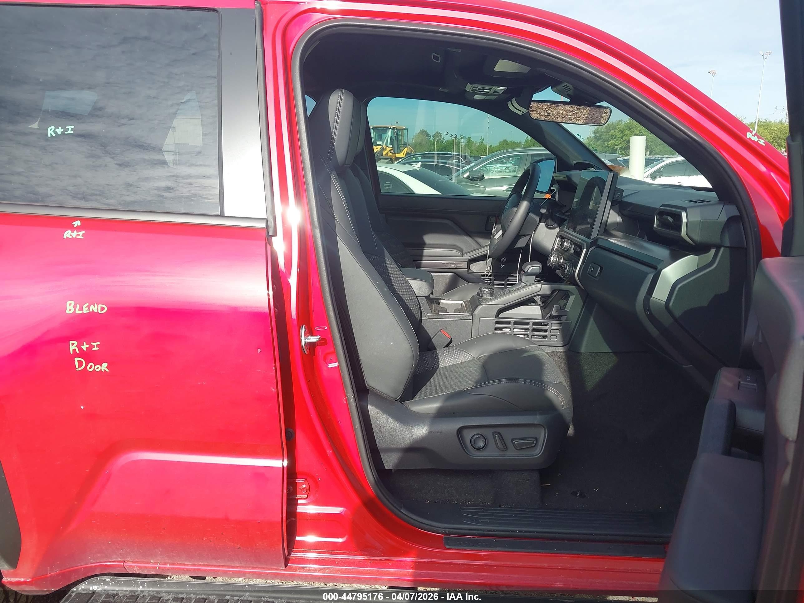 TOYOTA 4RUNNER image 5