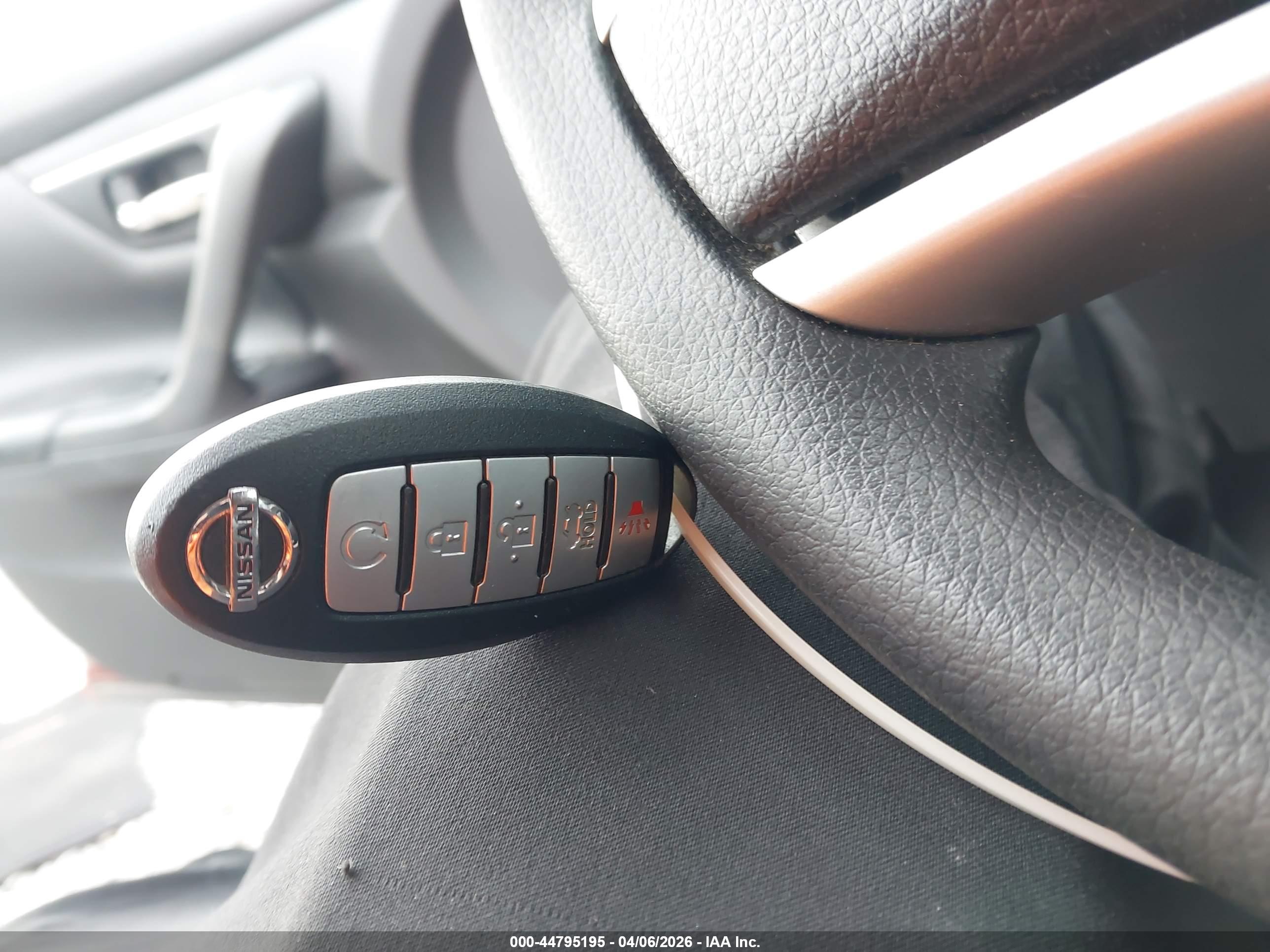 NISSAN ALTIMA image 11