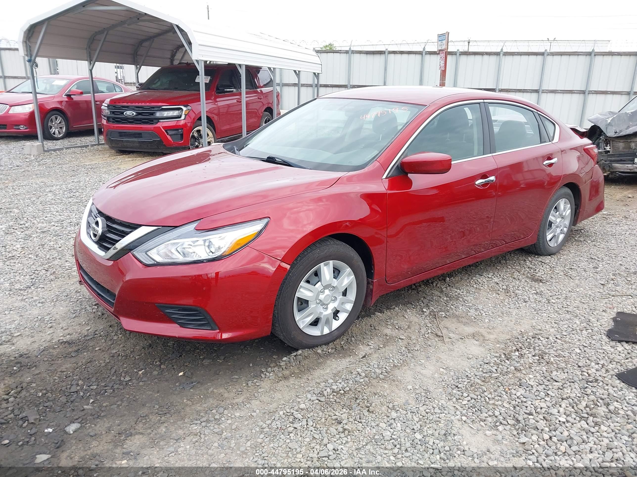 NISSAN ALTIMA image 2