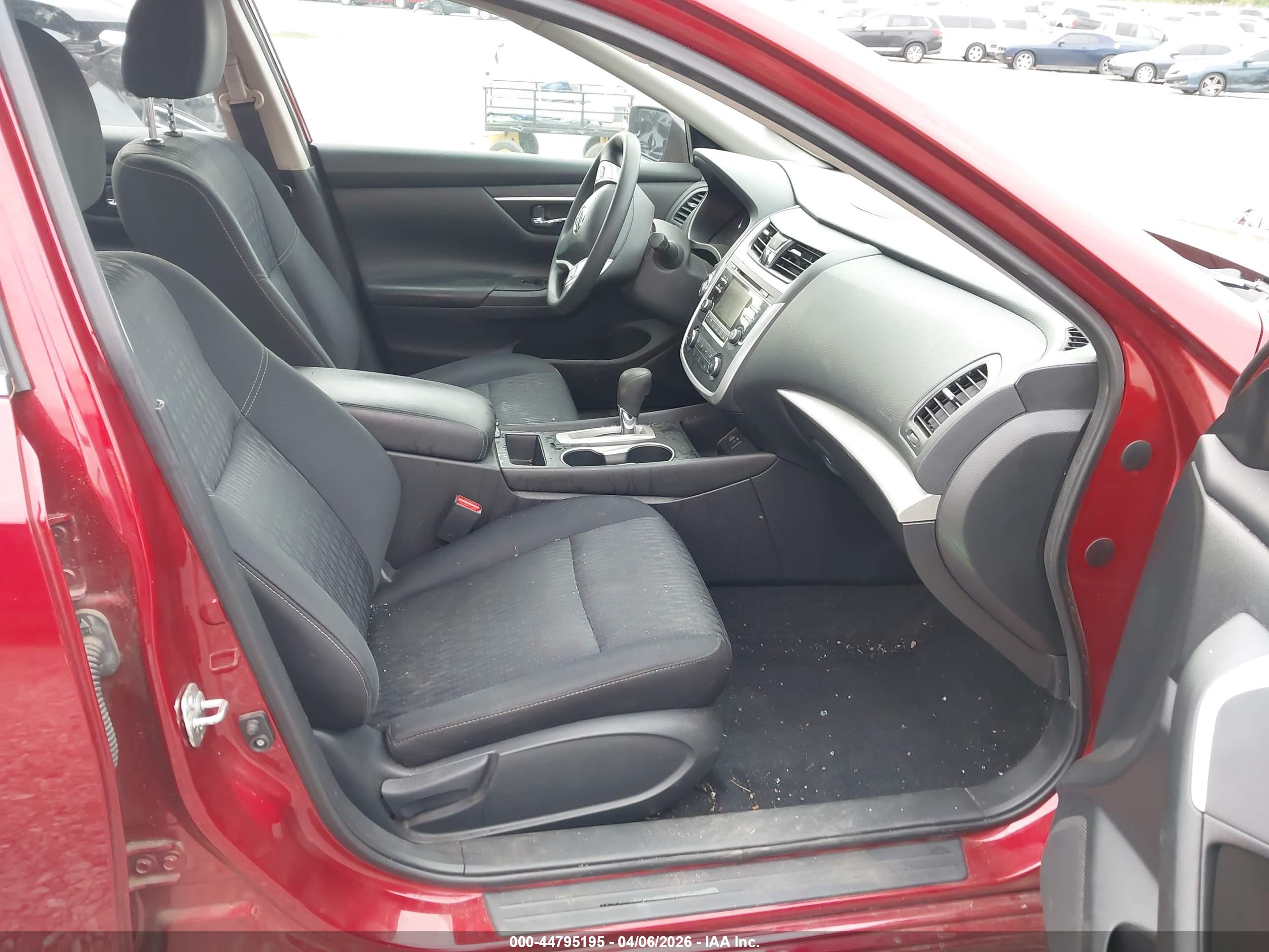 NISSAN ALTIMA image 5