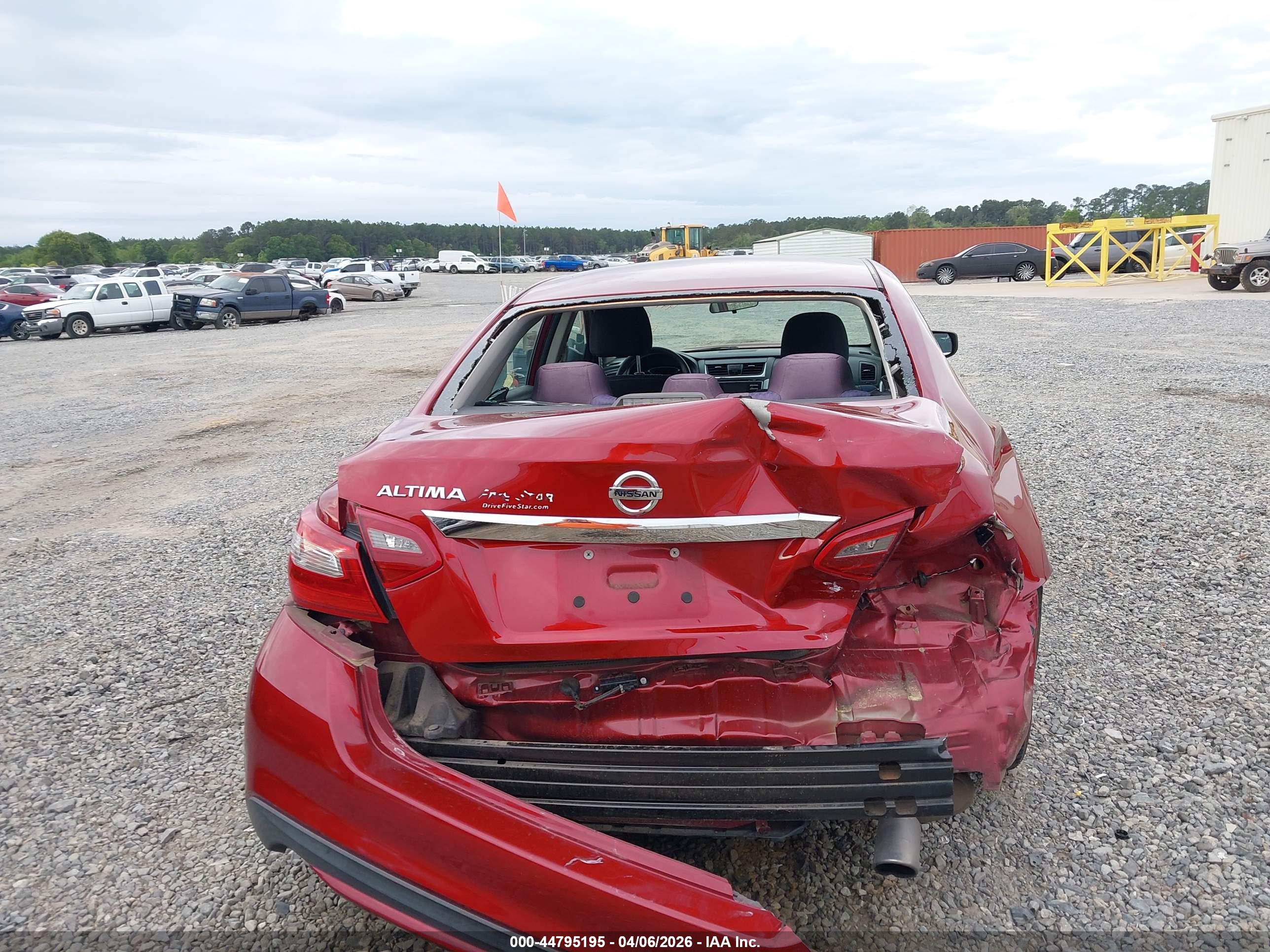 NISSAN ALTIMA image 6