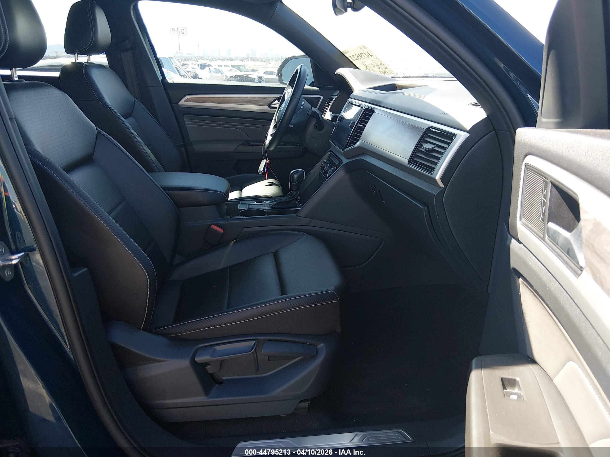 VOLKSWAGEN ATLAS image 5