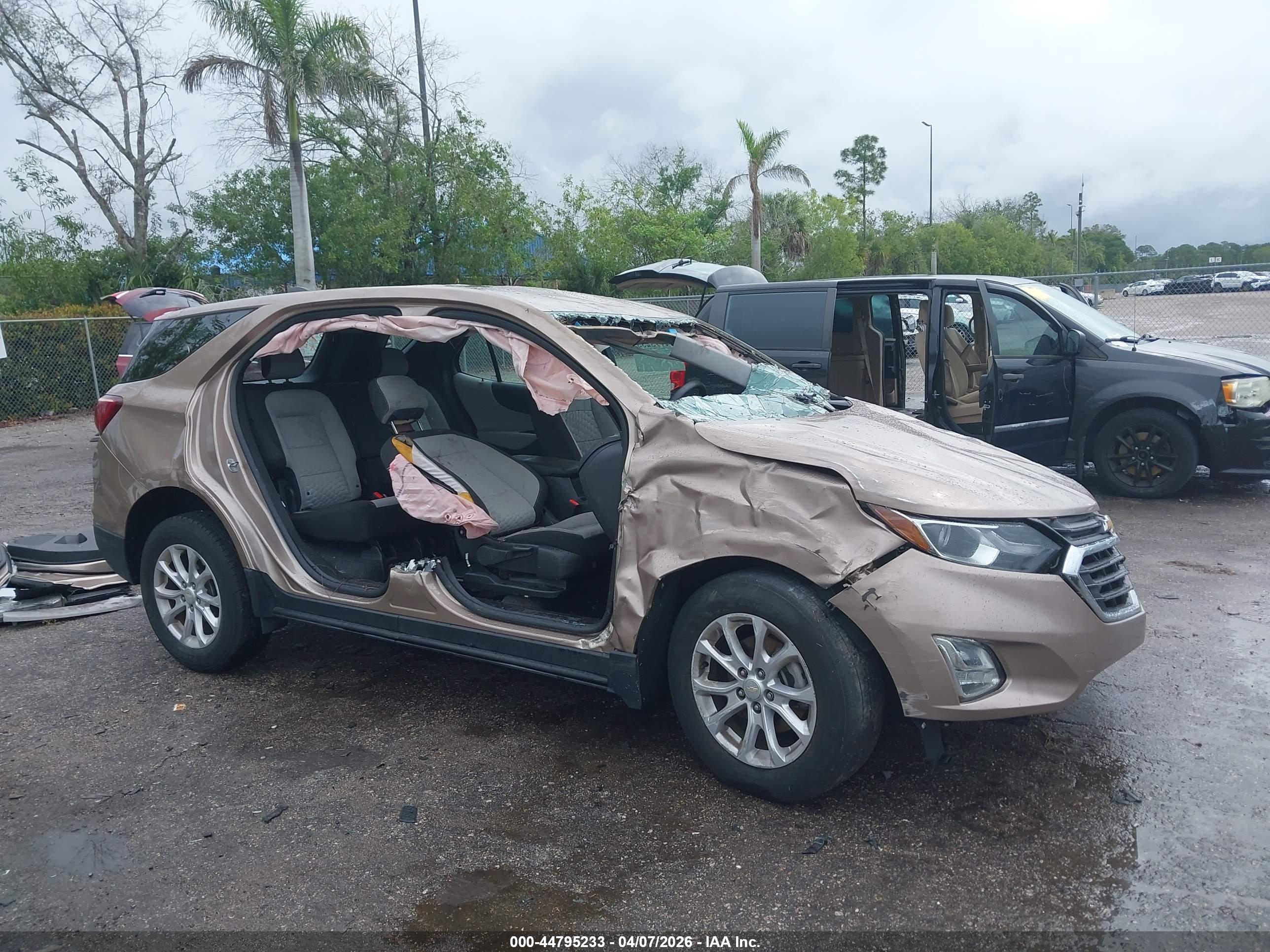 CHEVROLET EQUINOX image 6
