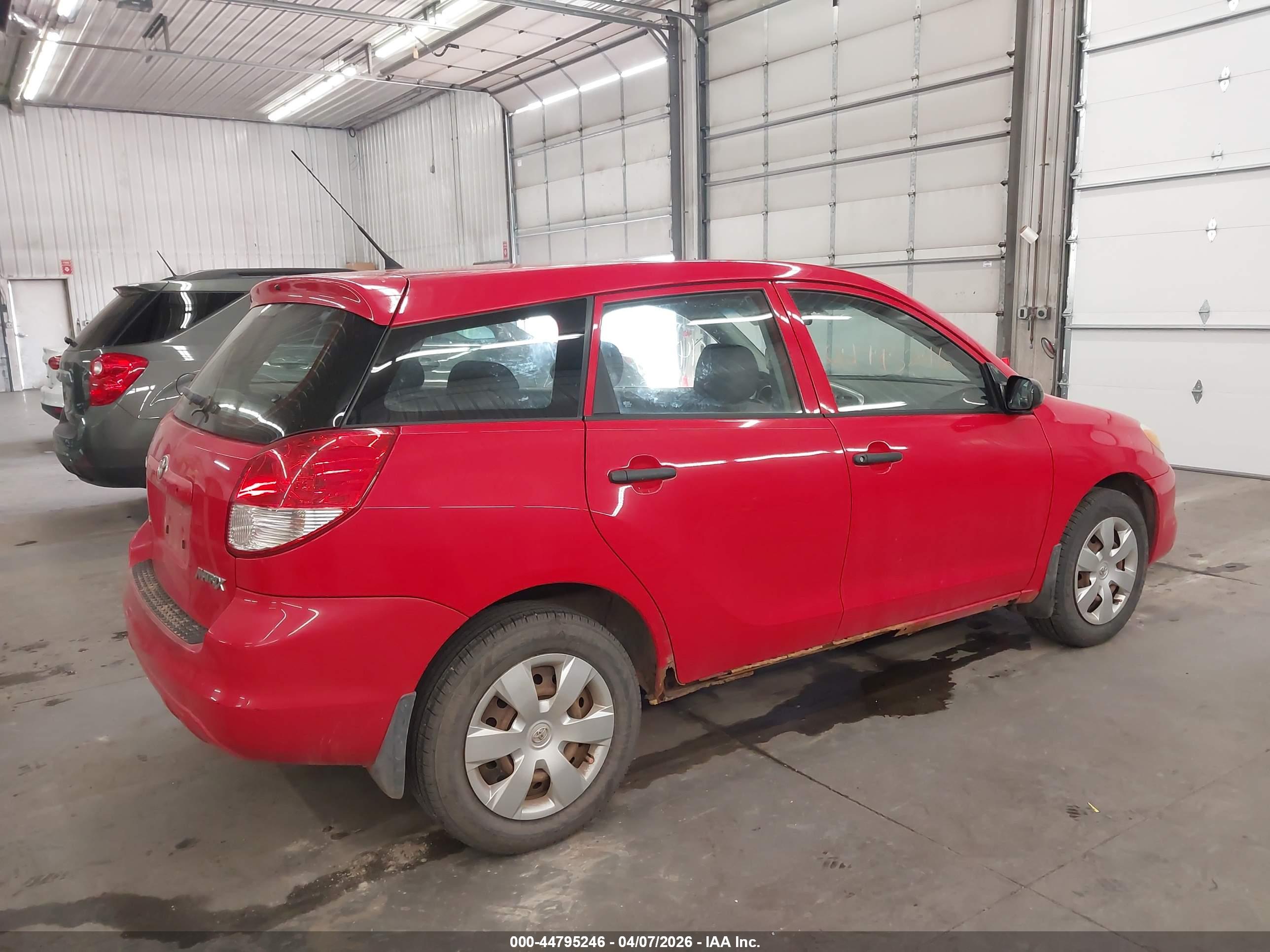 TOYOTA MATRIX image 4