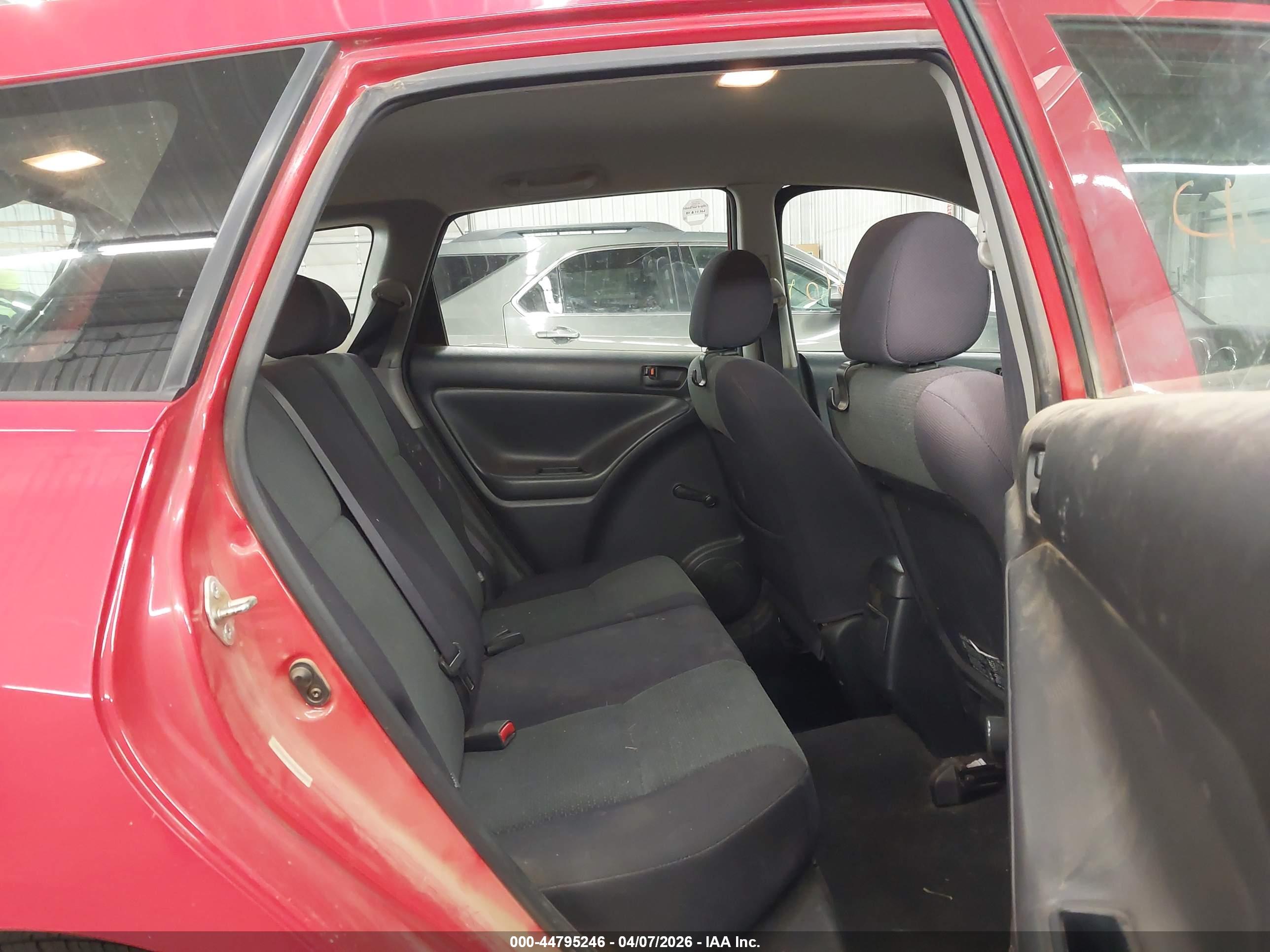 TOYOTA MATRIX image 8