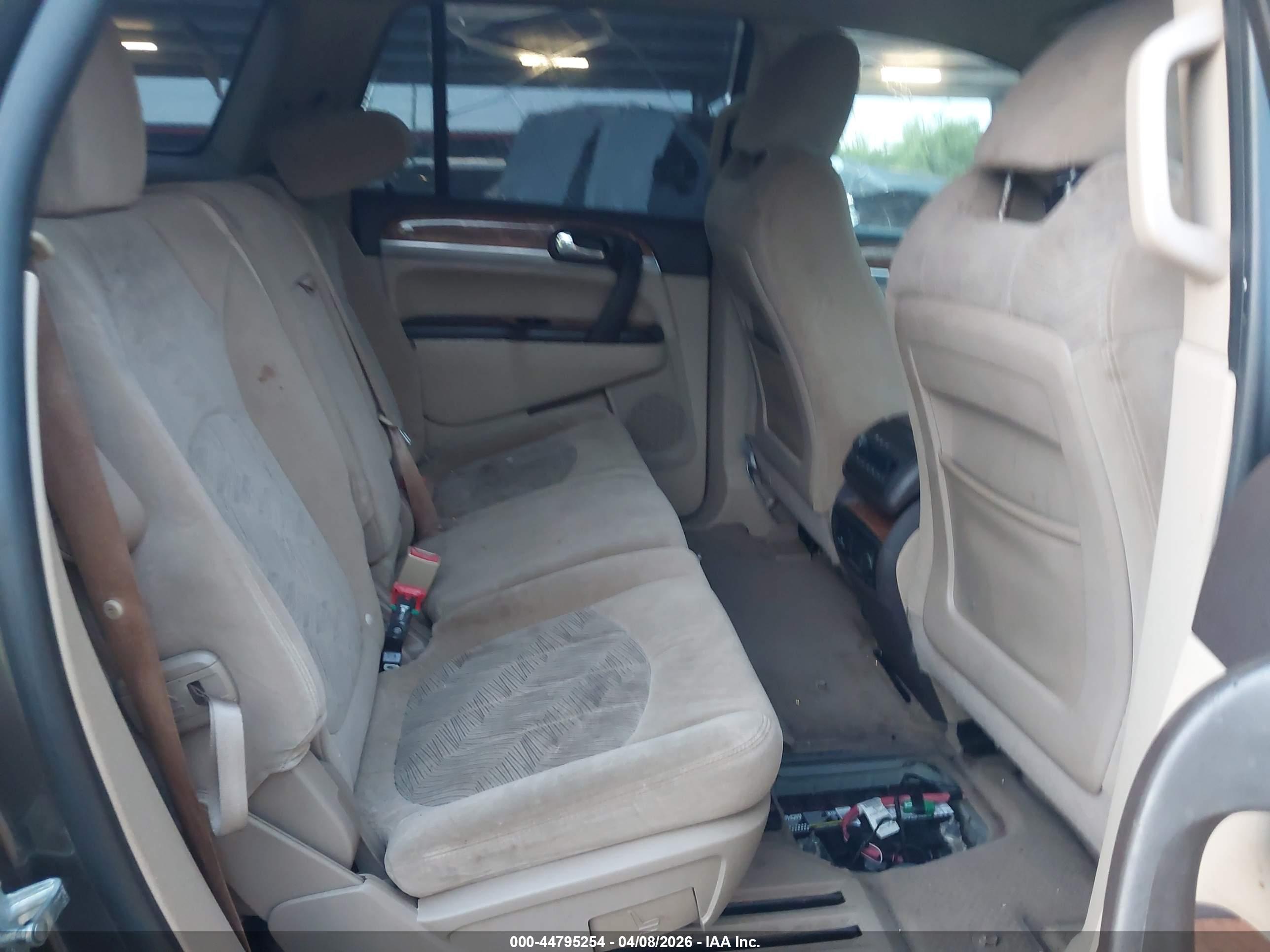 BUICK ENCLAVE image 8