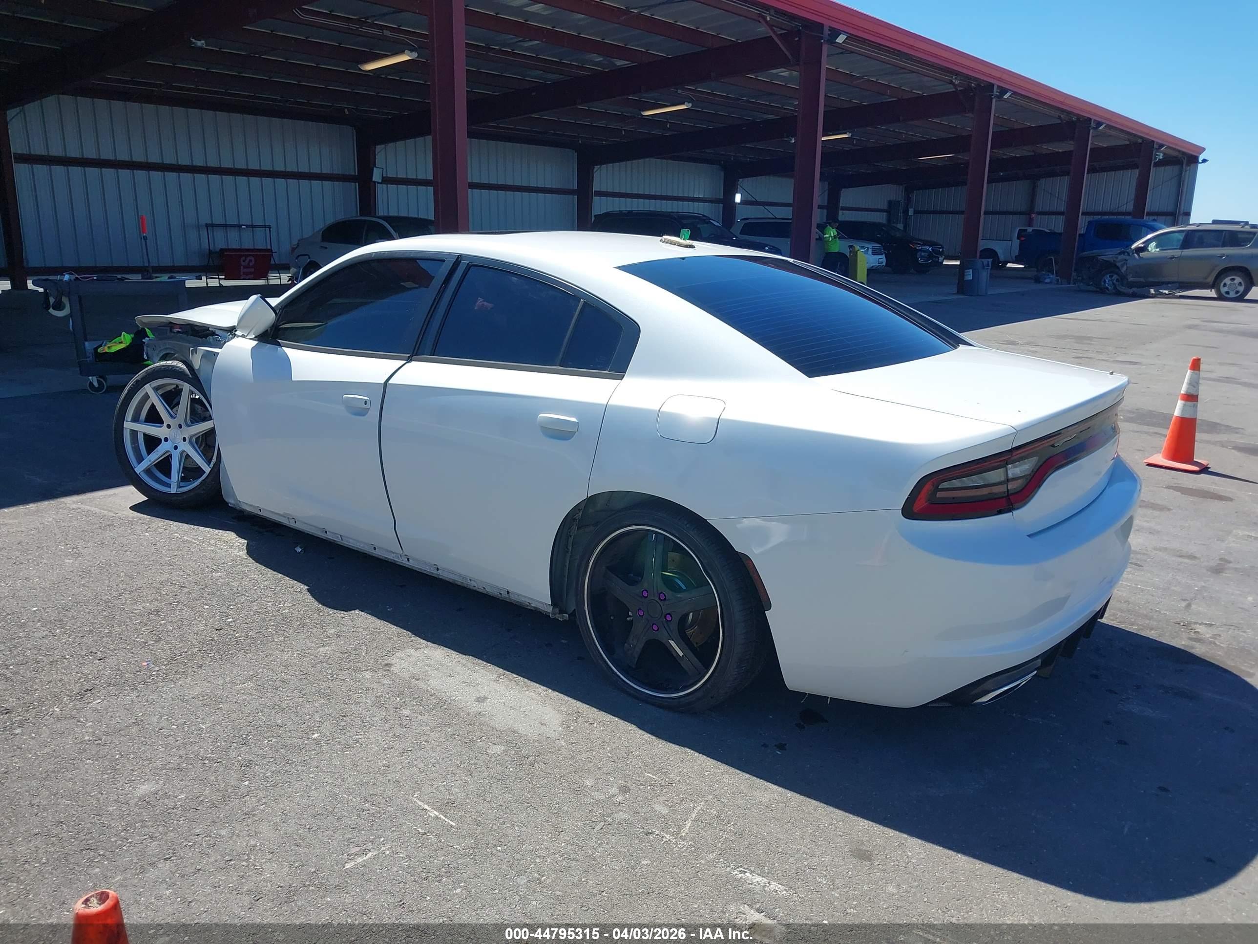 DODGE CHARGER image 3