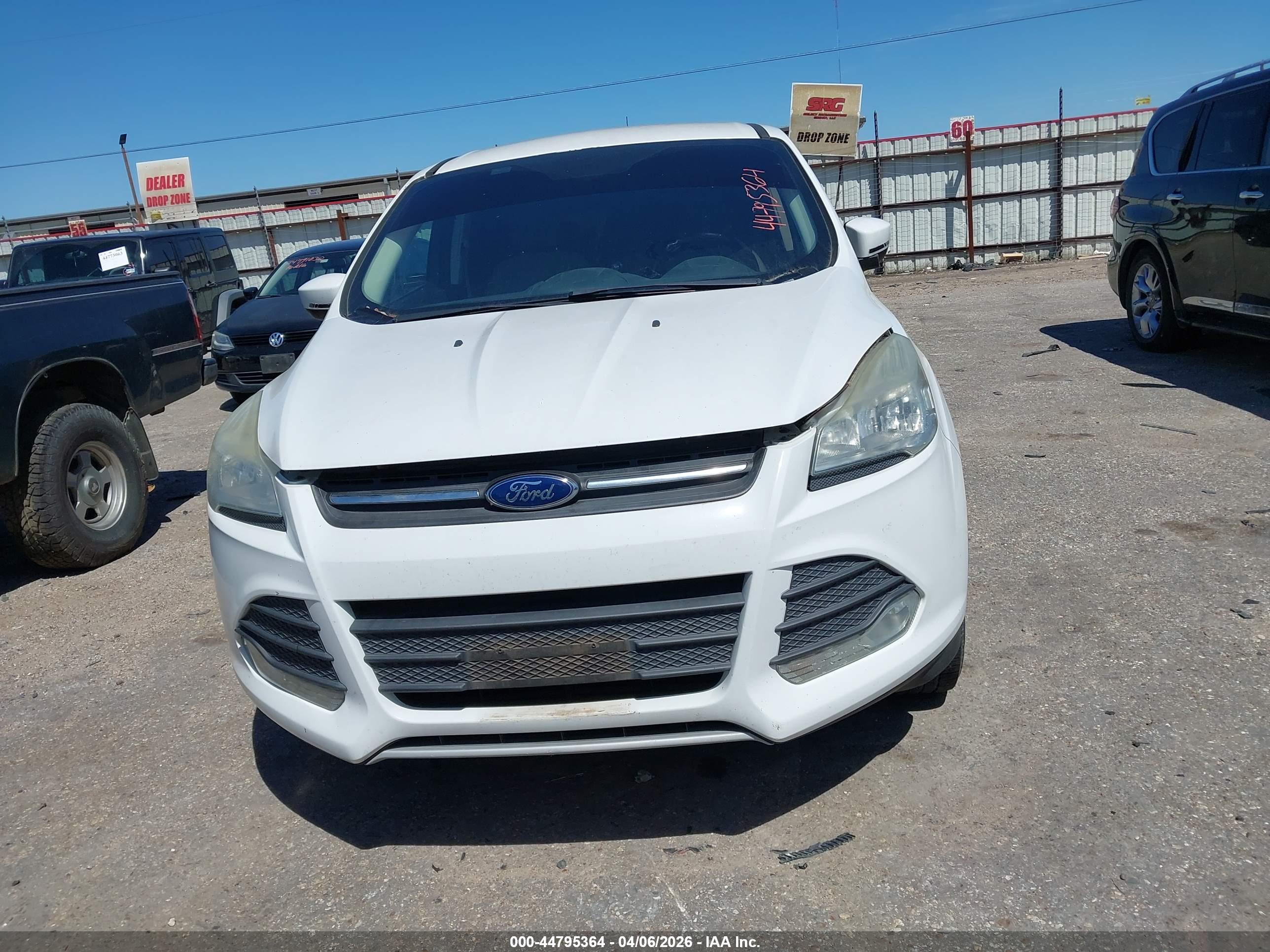 FORD ESCAPE image 6