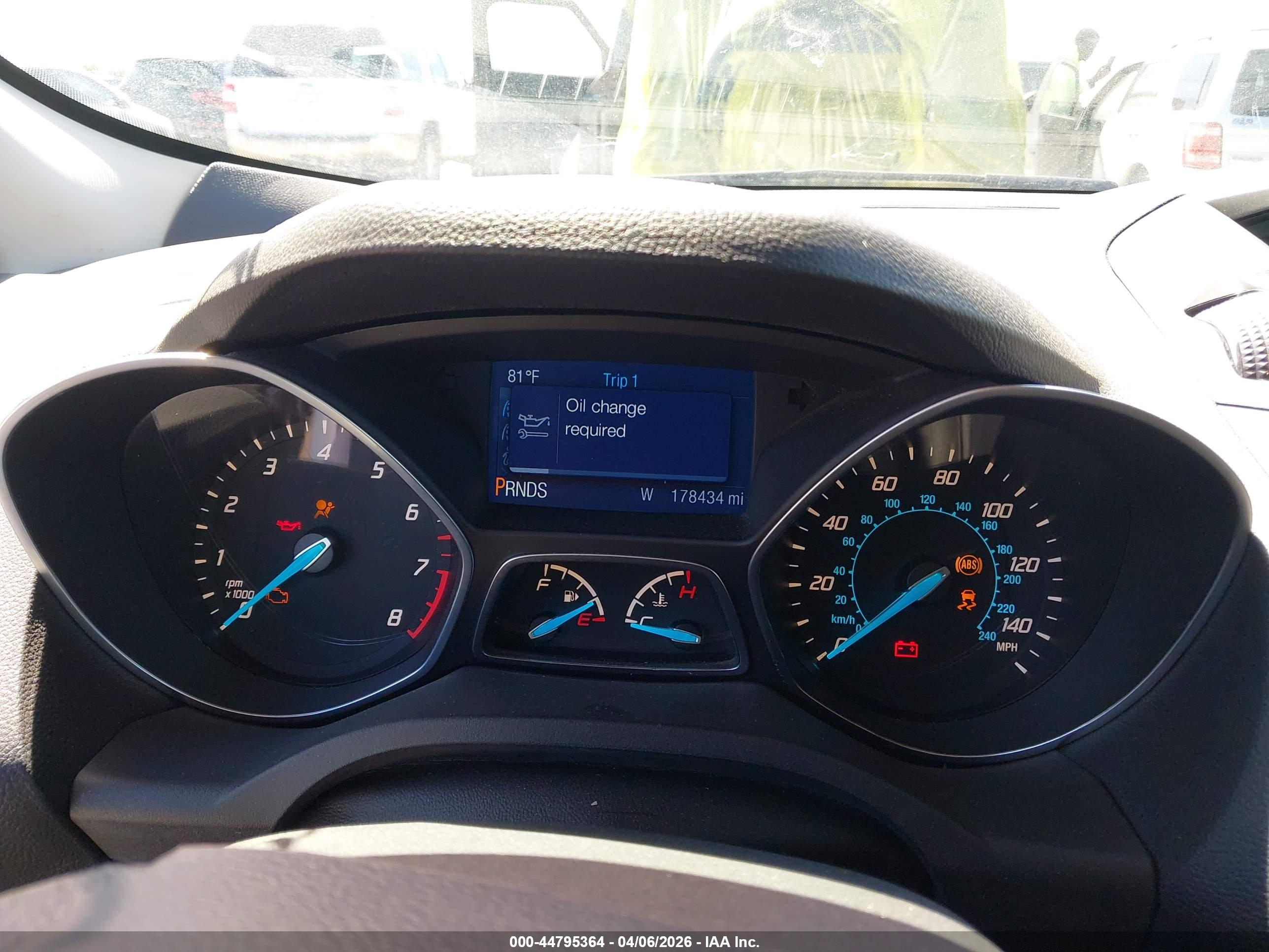 FORD ESCAPE image 7