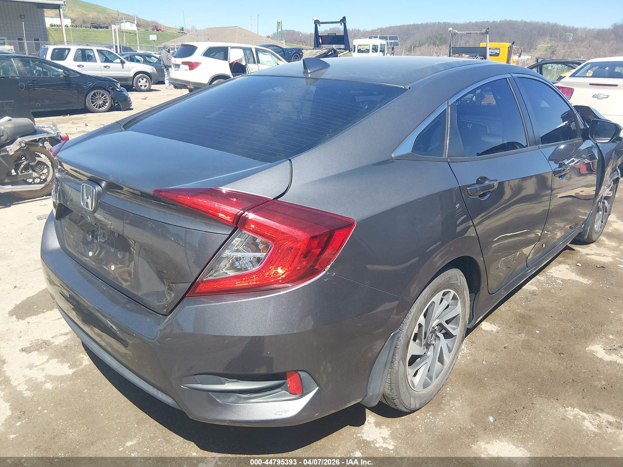 HONDA CIVIC image 4