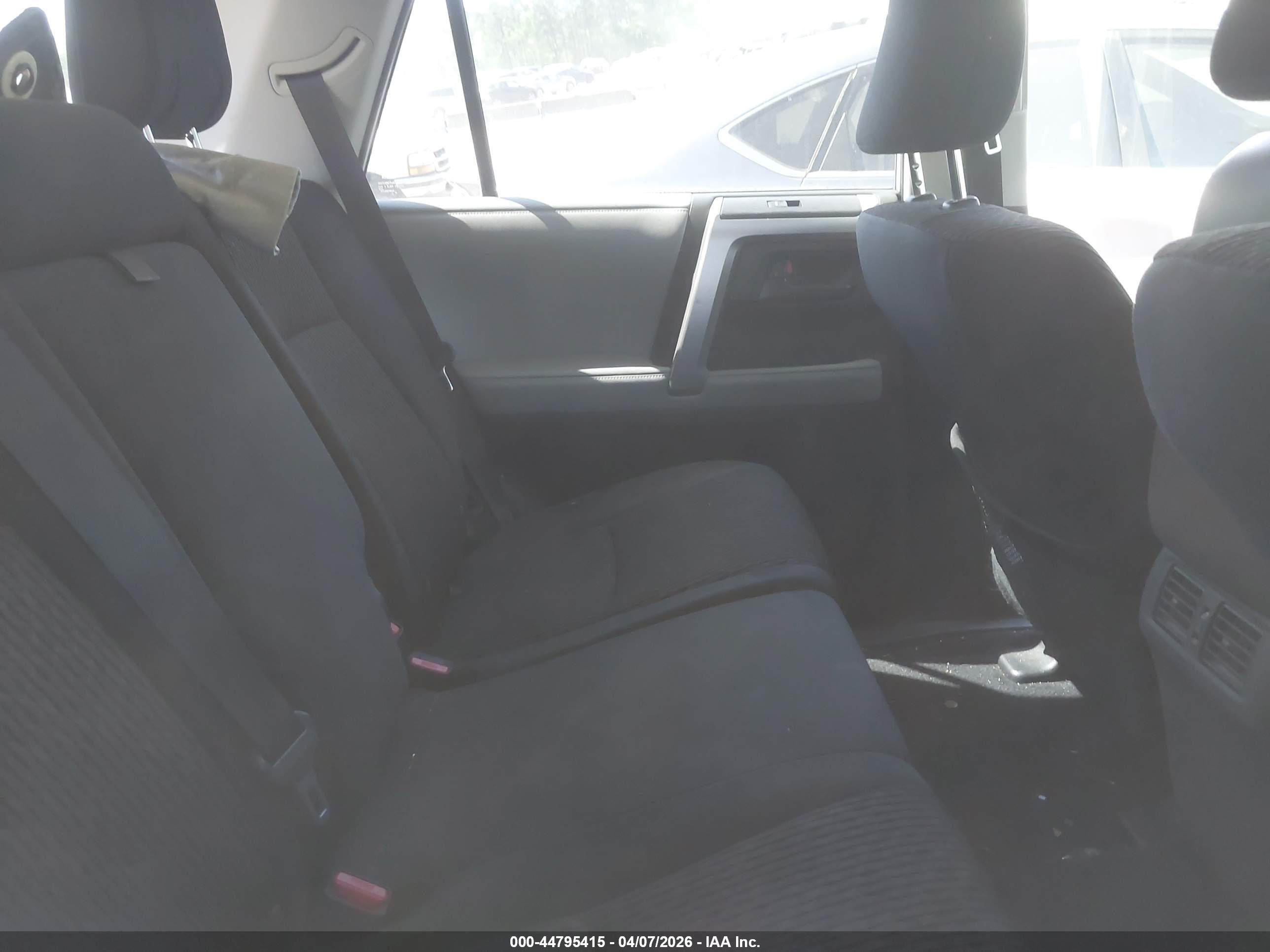 TOYOTA 4RUNNER image 8