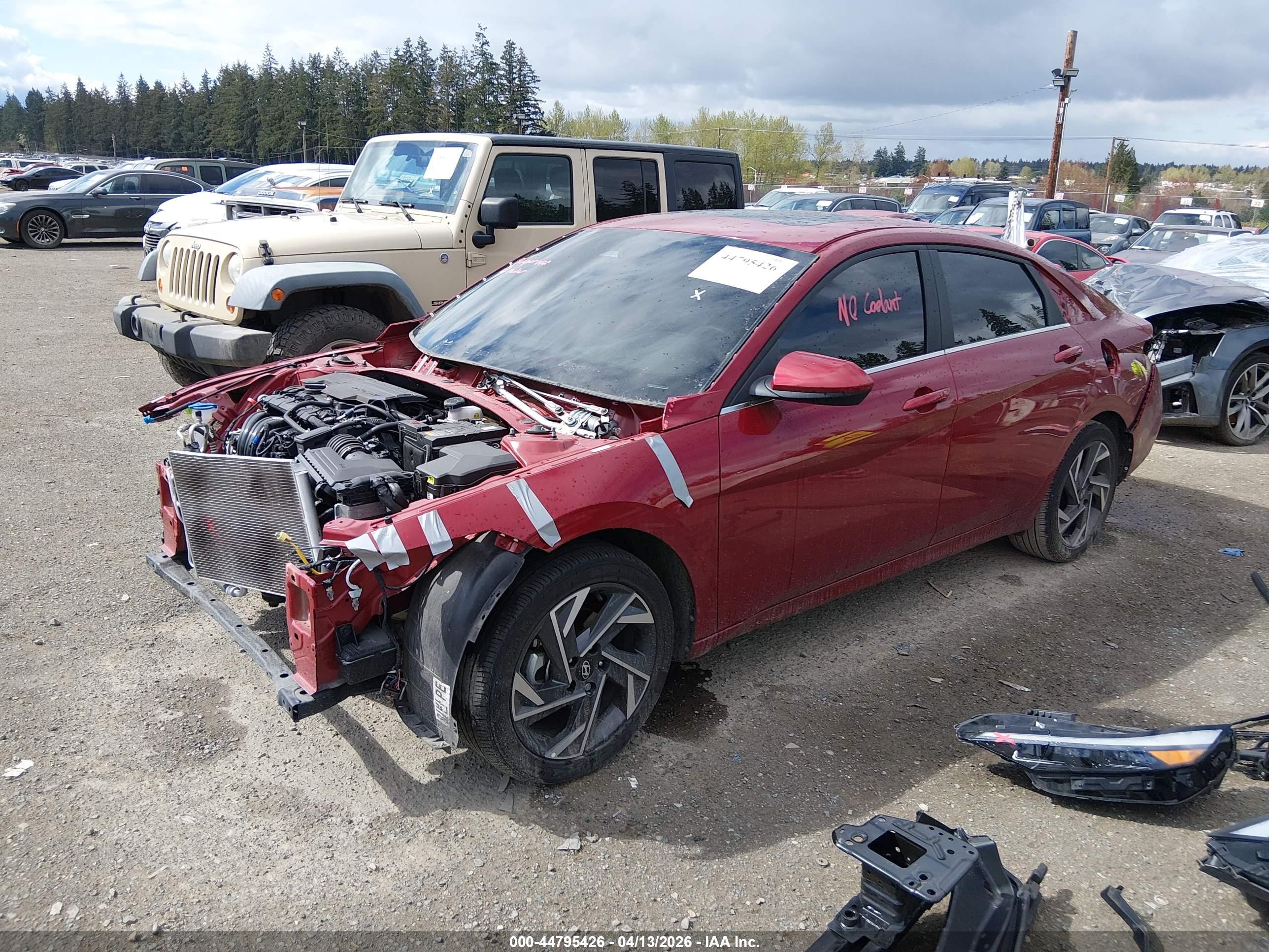 HYUNDAI ELANTRA image 2