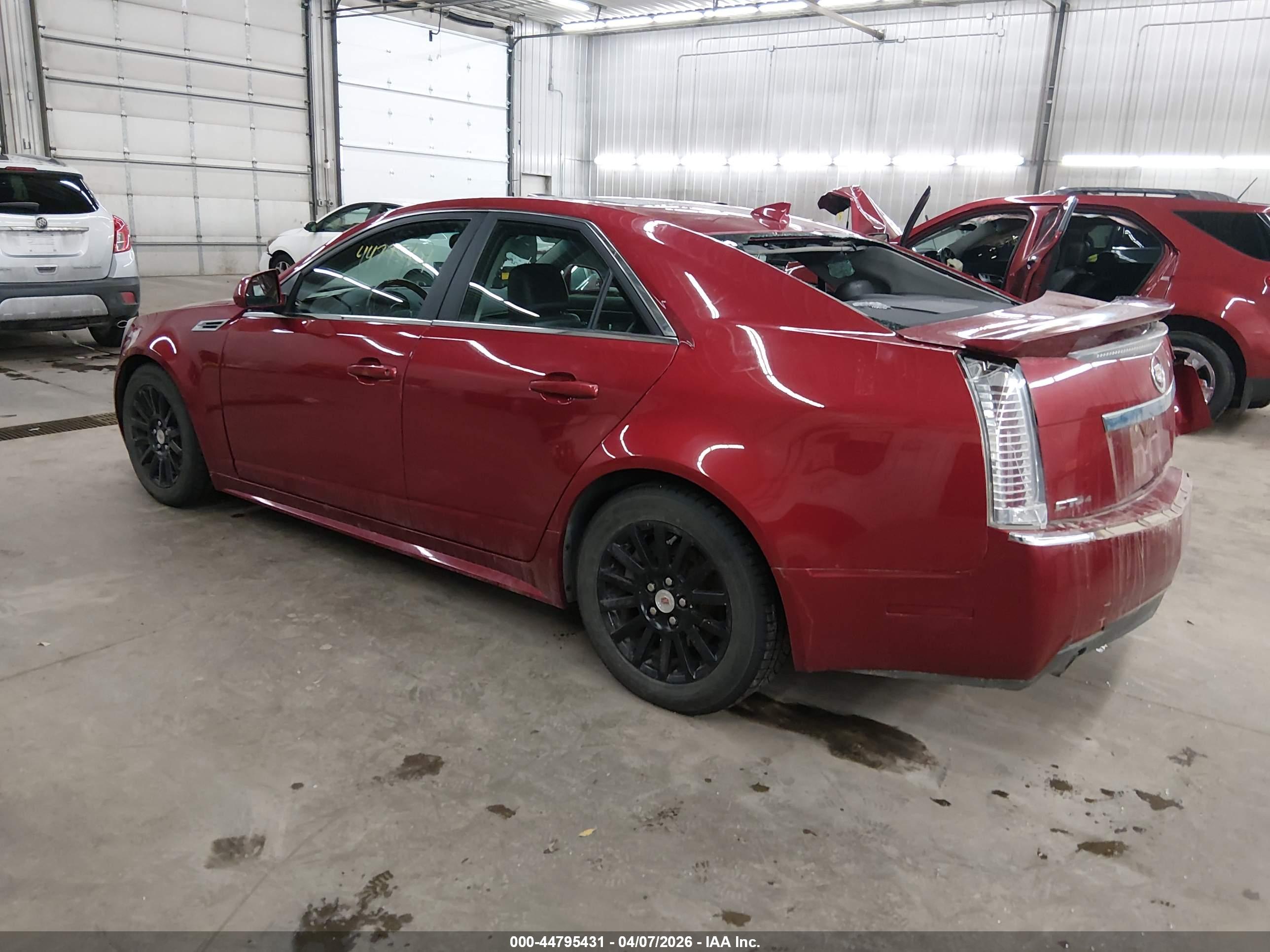 CADILLAC CTS image 3