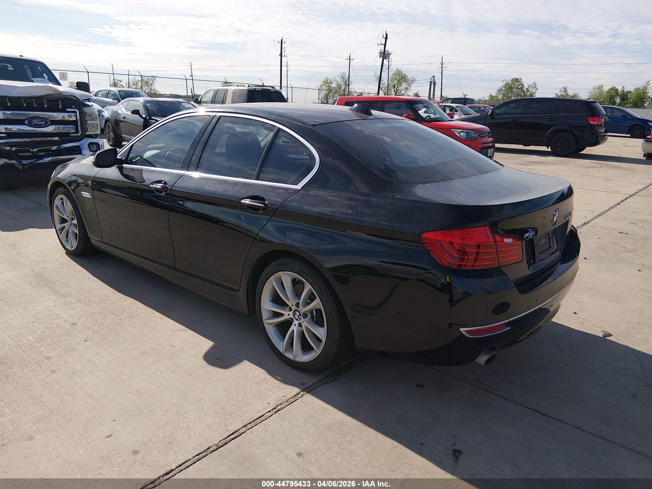 BMW 535I image 3