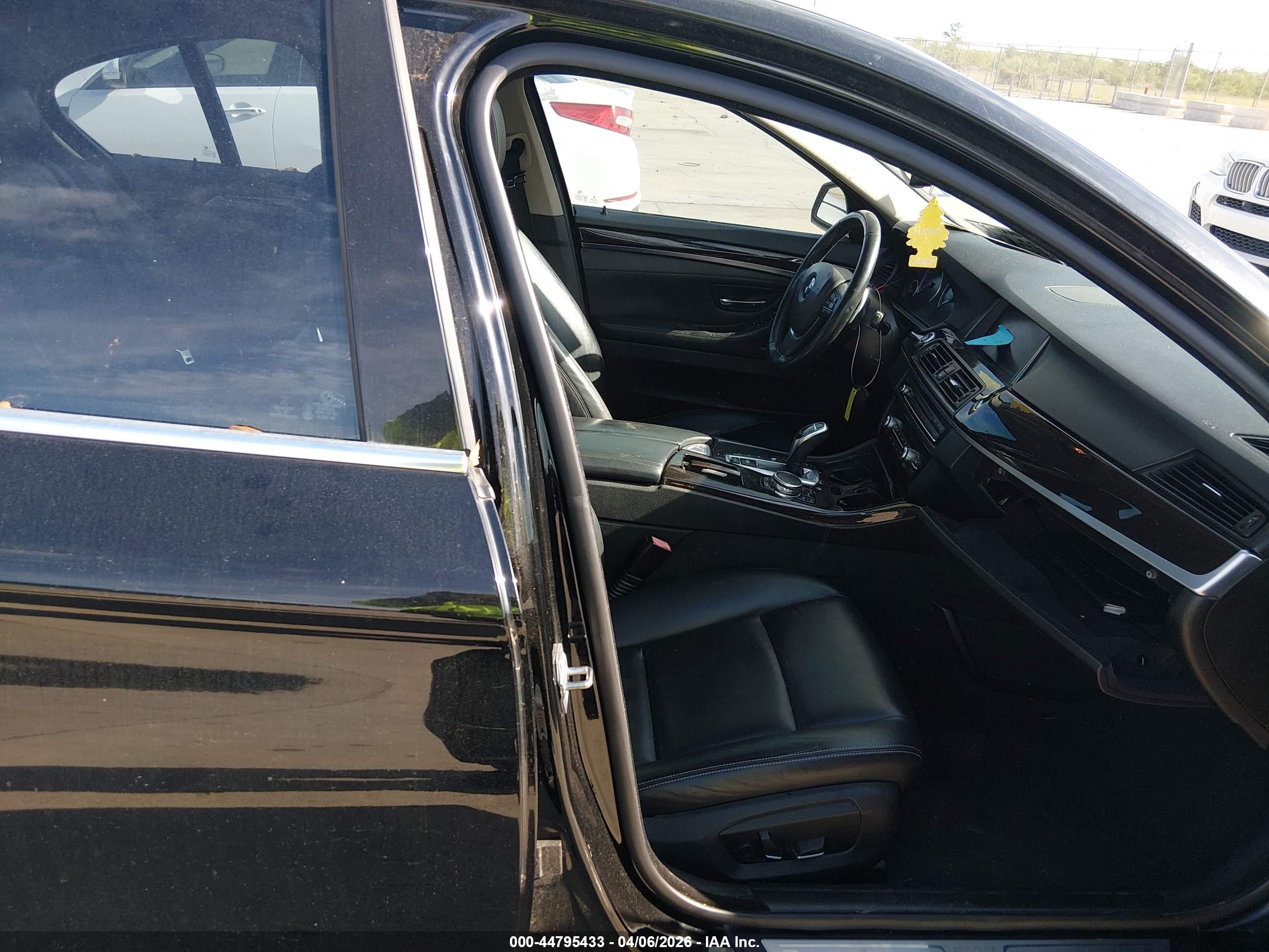 BMW 535I image 5