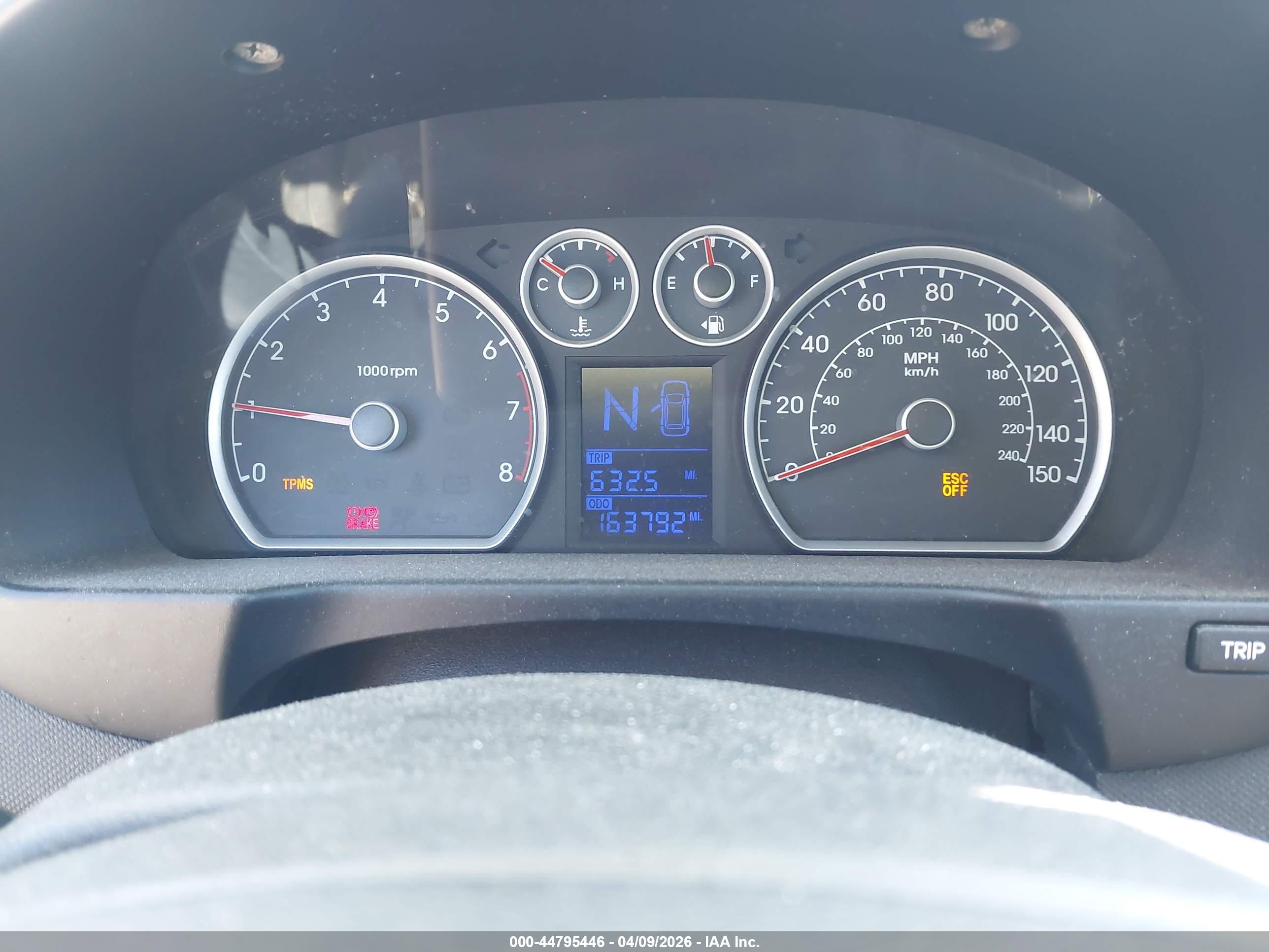 HYUNDAI ELANTRA image 7