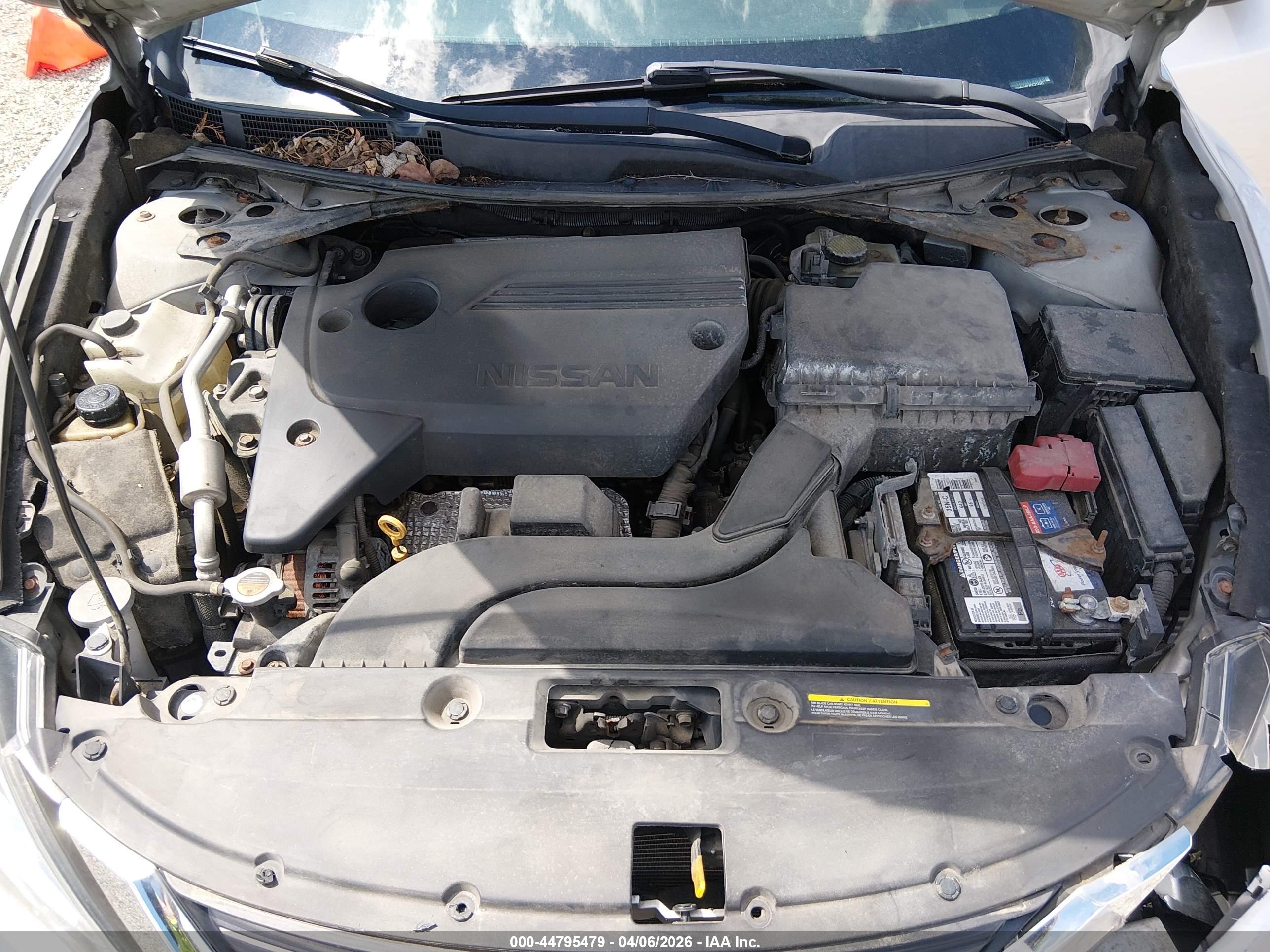 NISSAN ALTIMA image 10