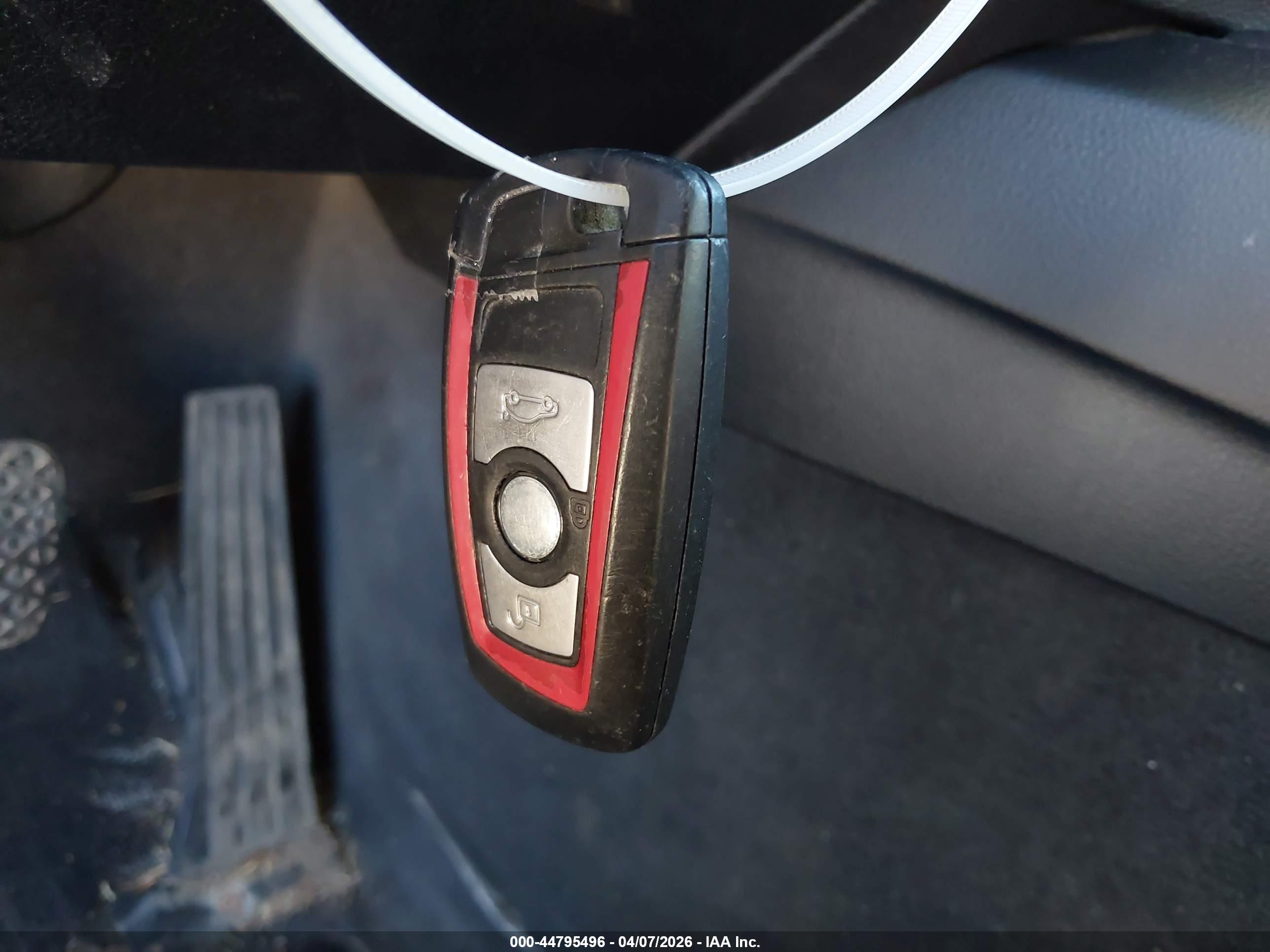 BMW 328I image 11