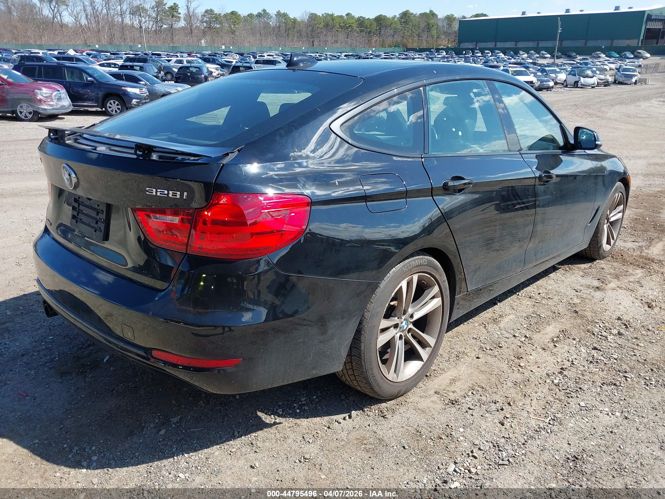 BMW 328I image 4