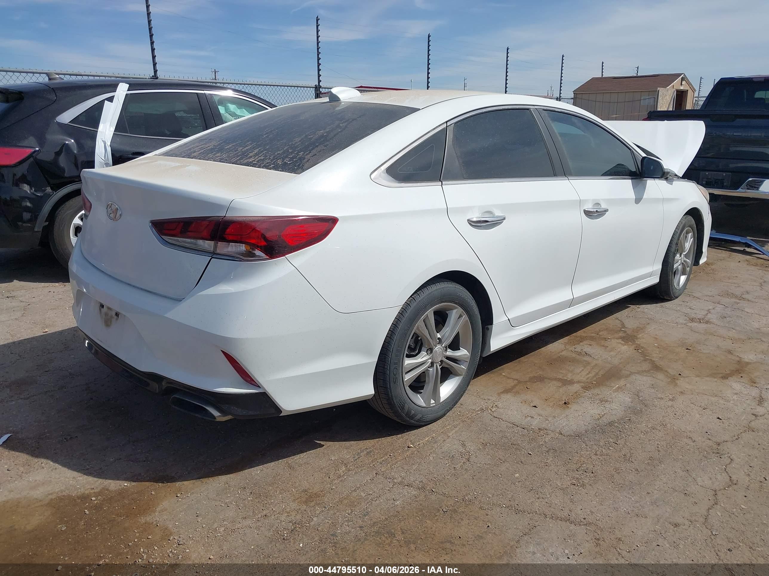 HYUNDAI SONATA image 4