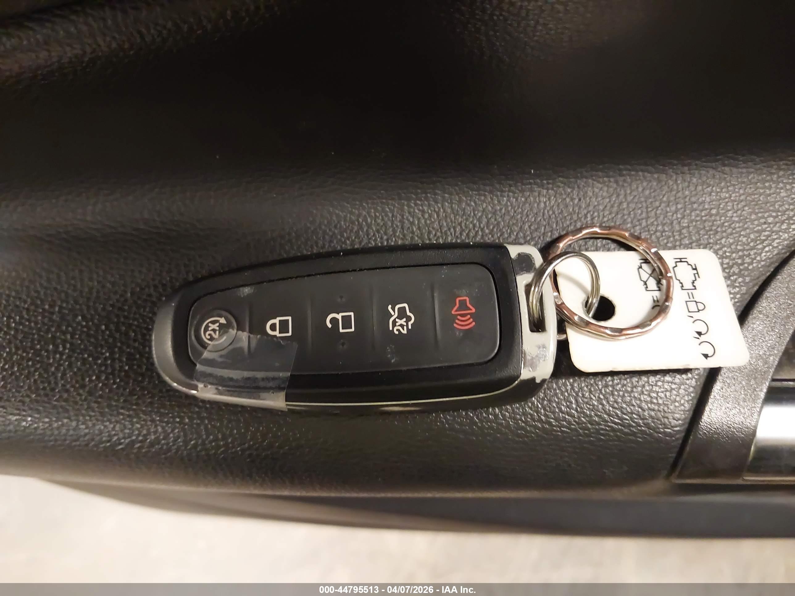 FORD ESCAPE image 11
