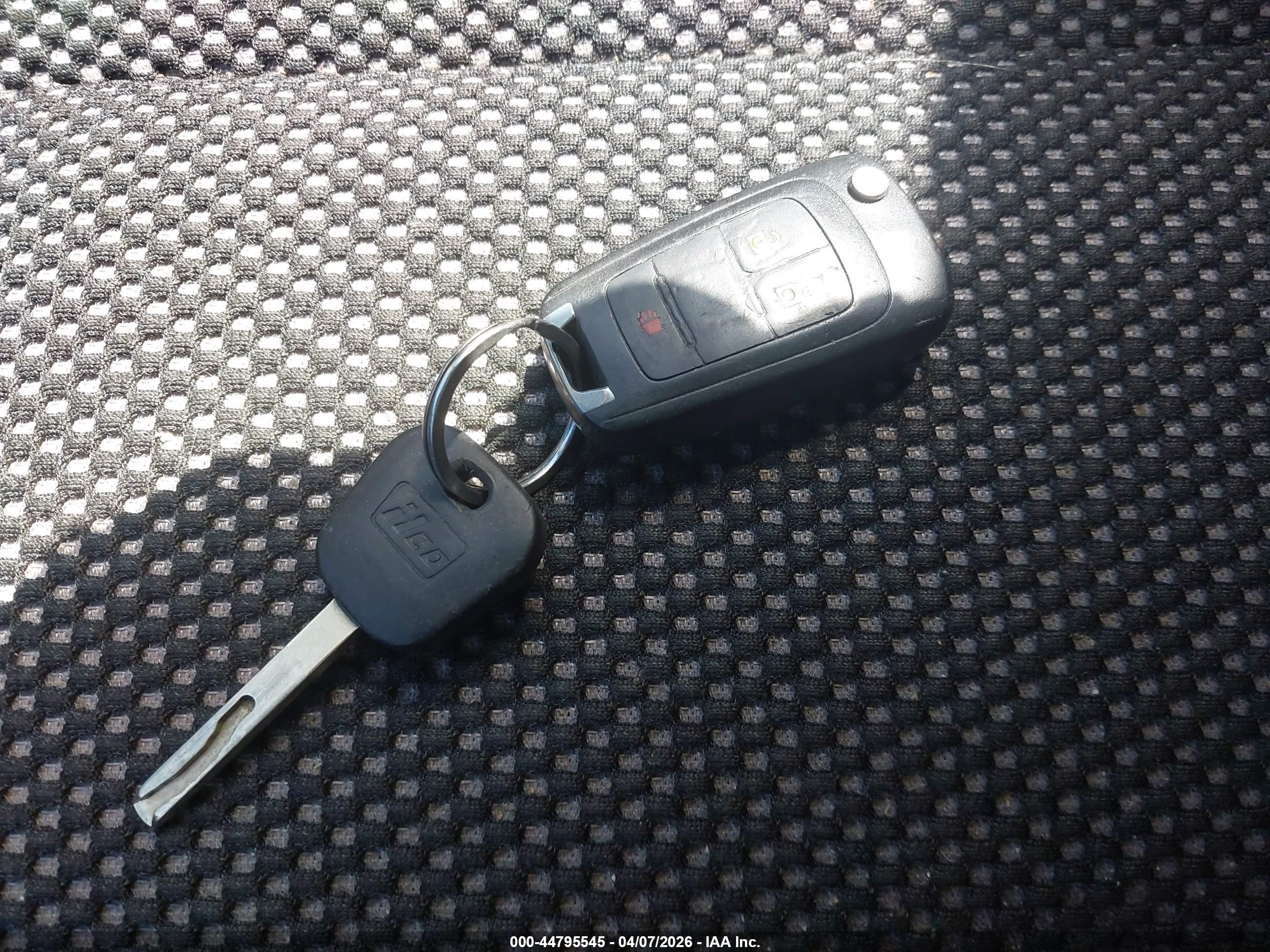 CHEVROLET EQUINOX image 11