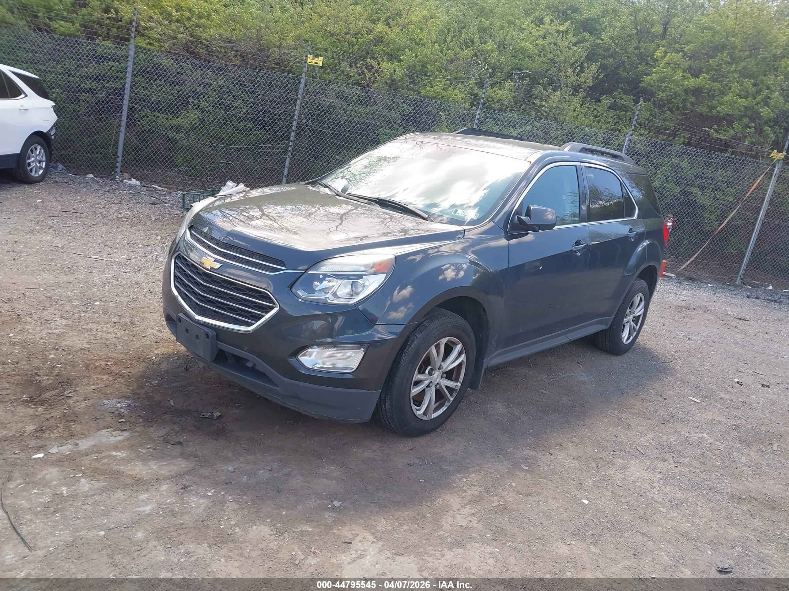 CHEVROLET EQUINOX image 2