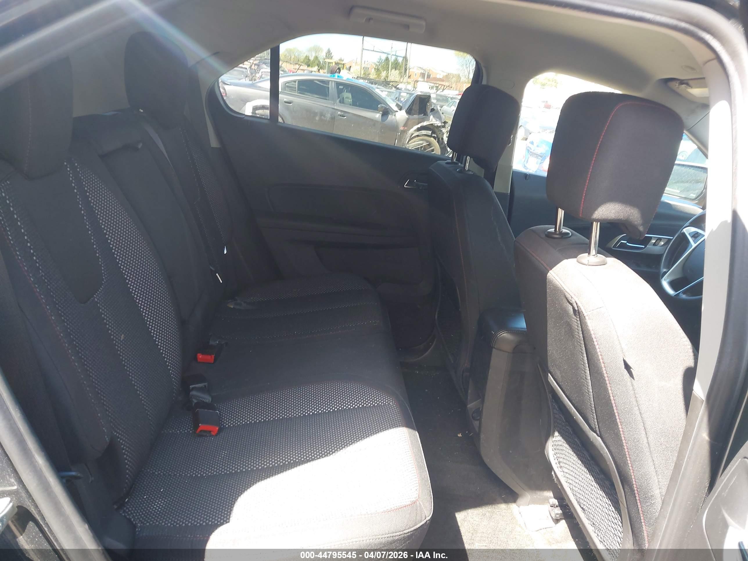 CHEVROLET EQUINOX image 8