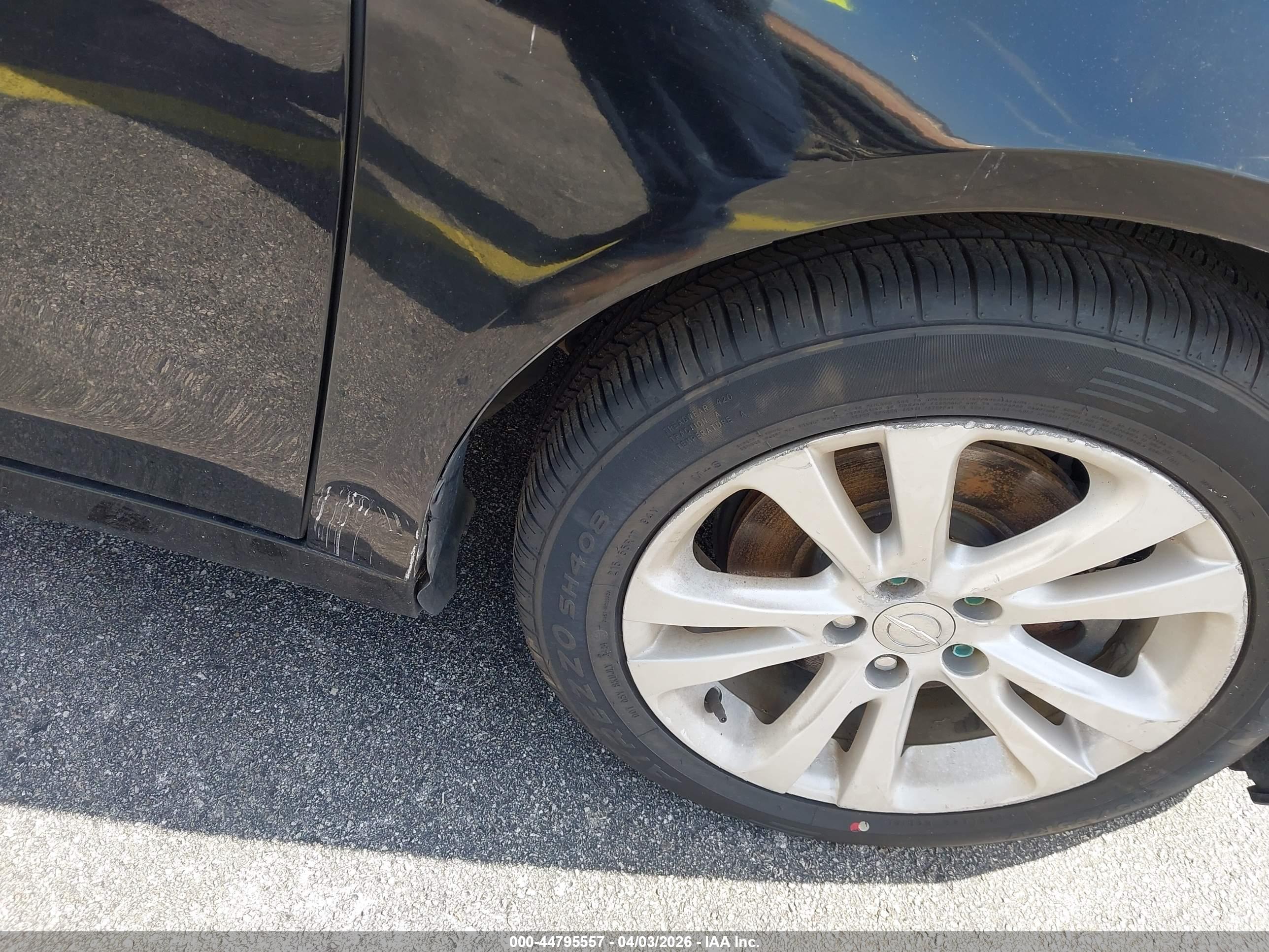 CHRYSLER 200 image 6