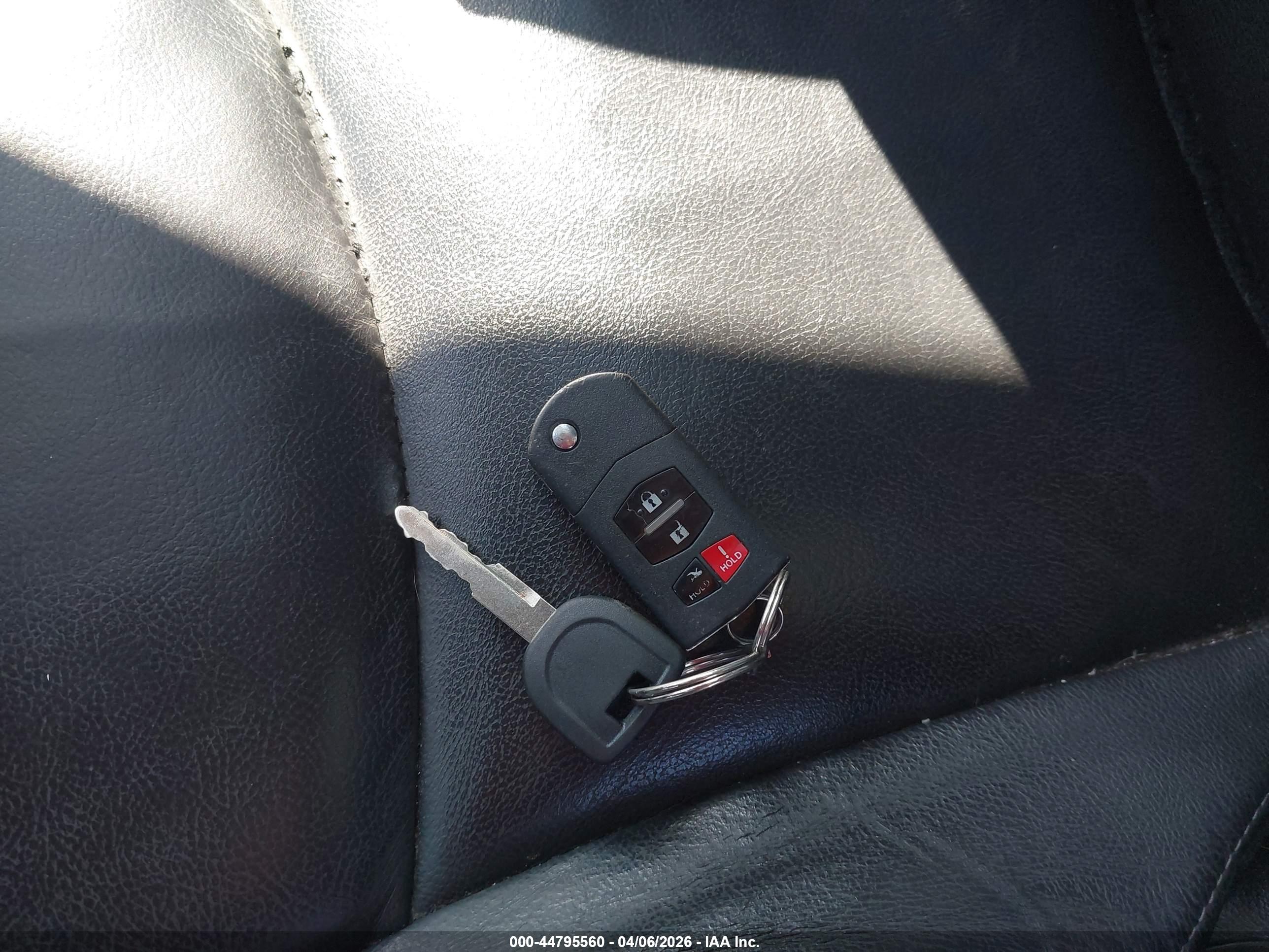 MAZDA MAZDA3 image 11