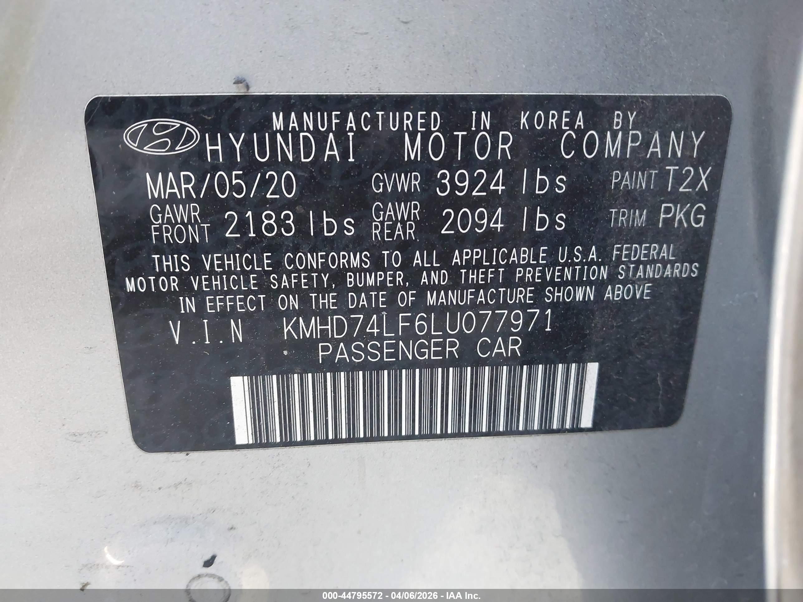 HYUNDAI ELANTRA image 9