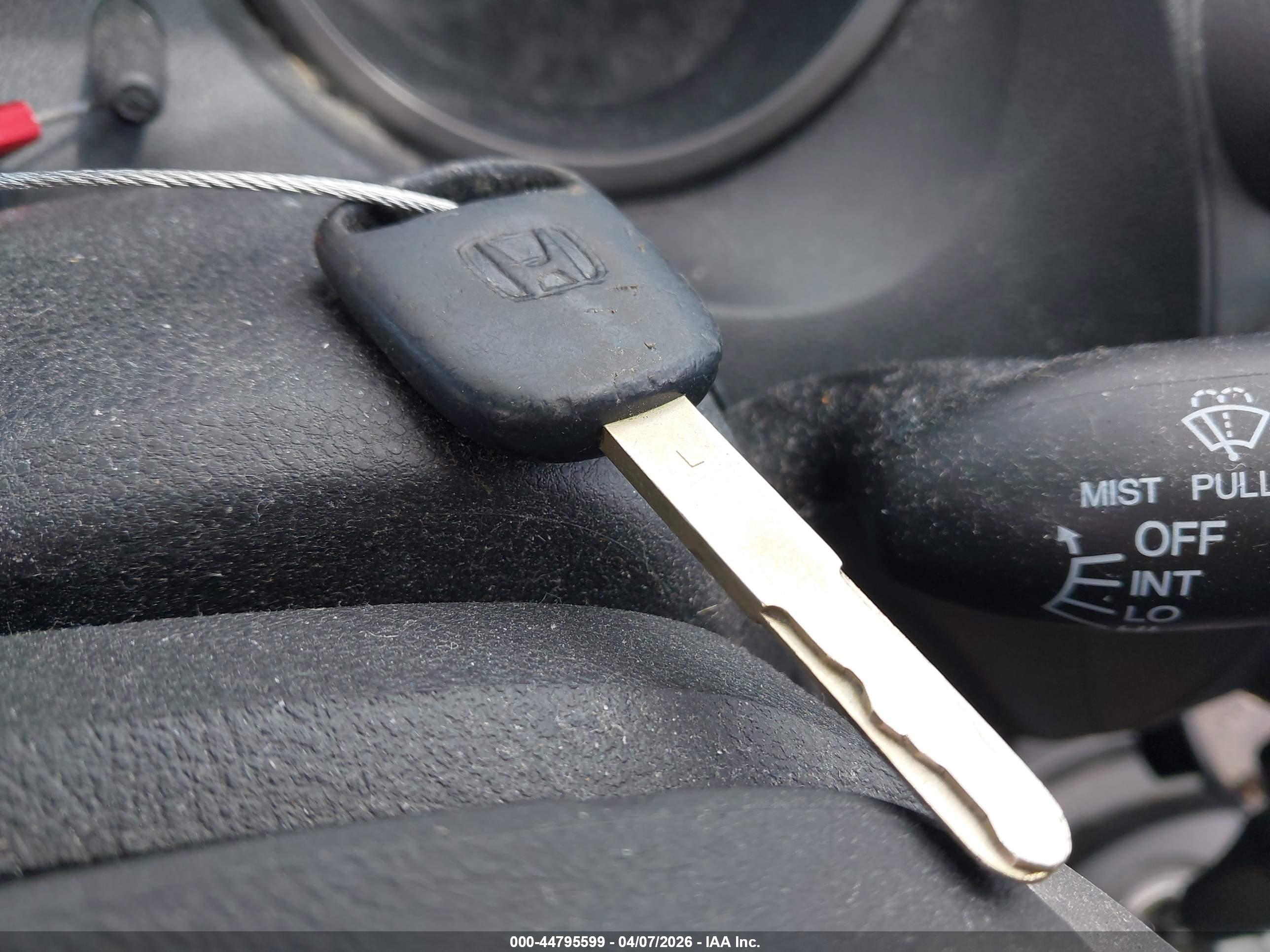 HONDA FIT image 11