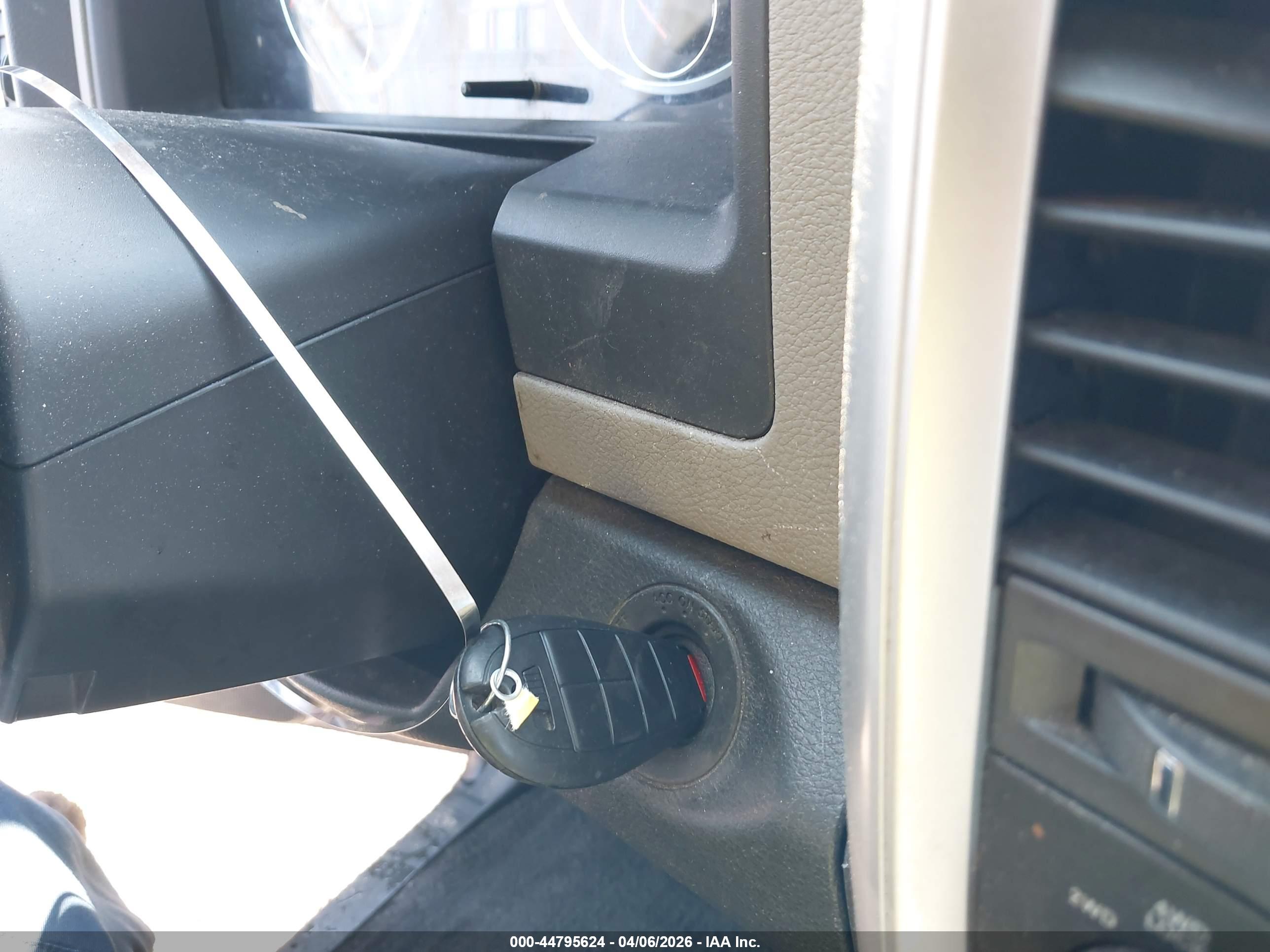 DODGE RAM image 11