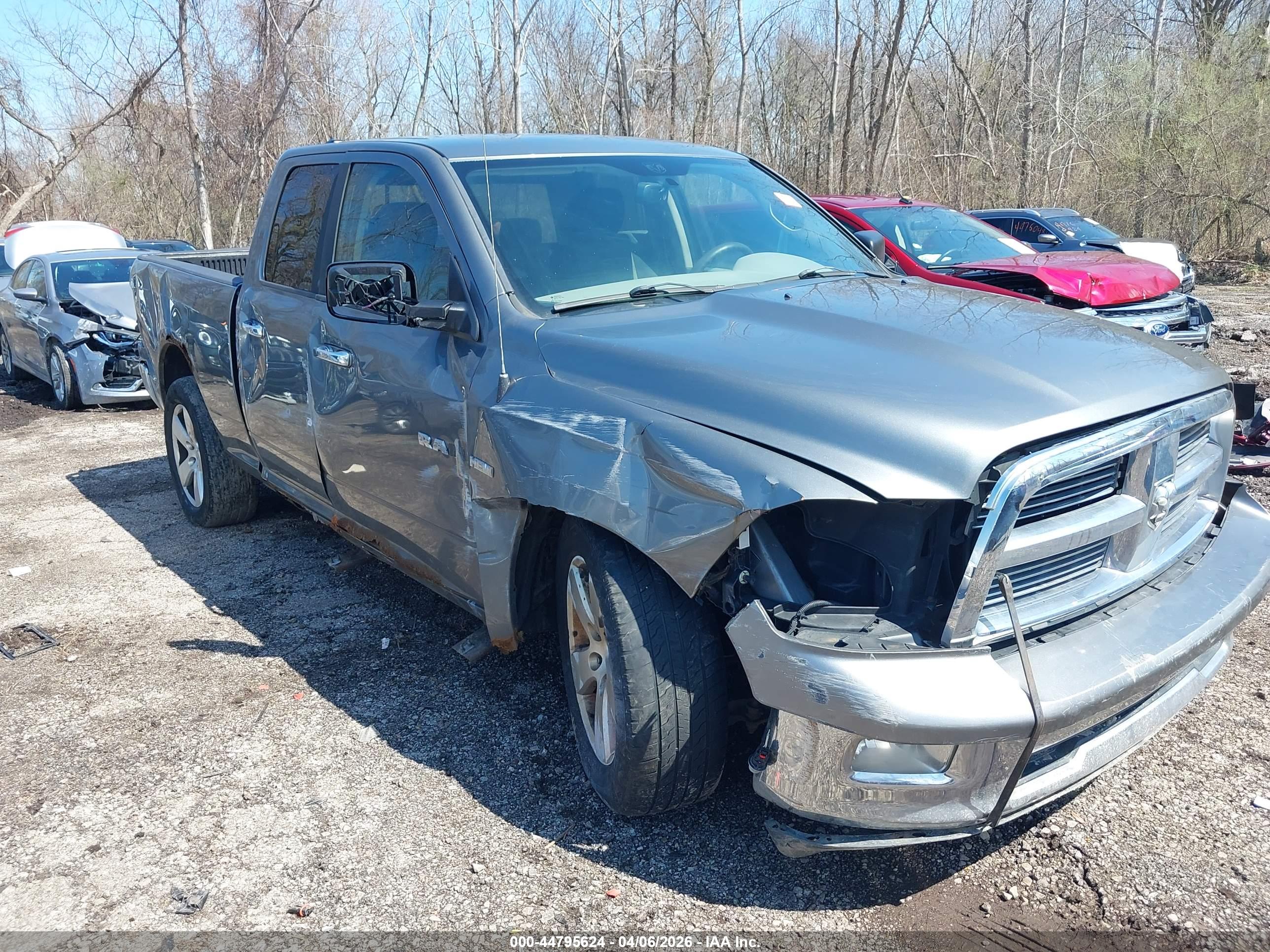 DODGE RAM image 6