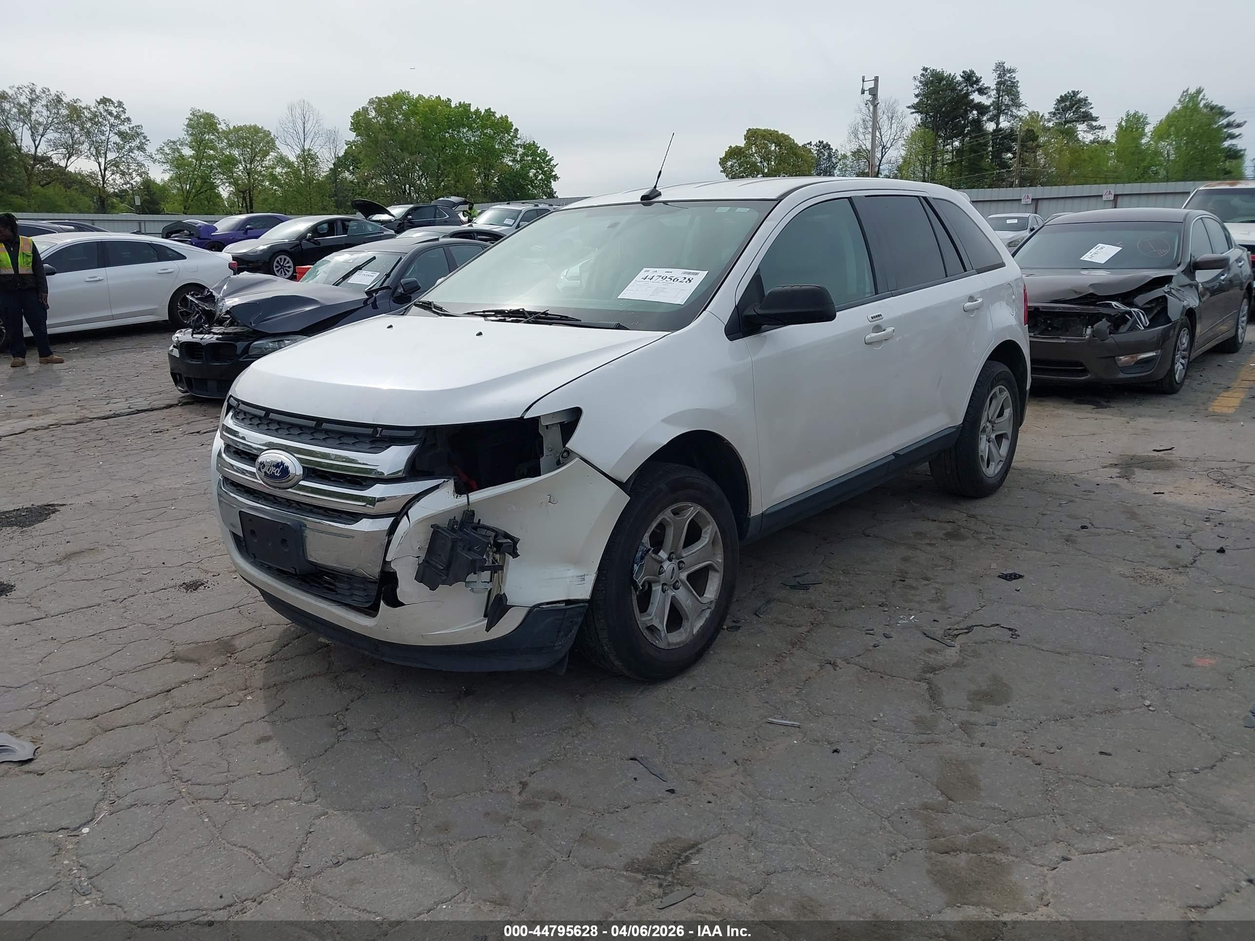 FORD EDGE image 2