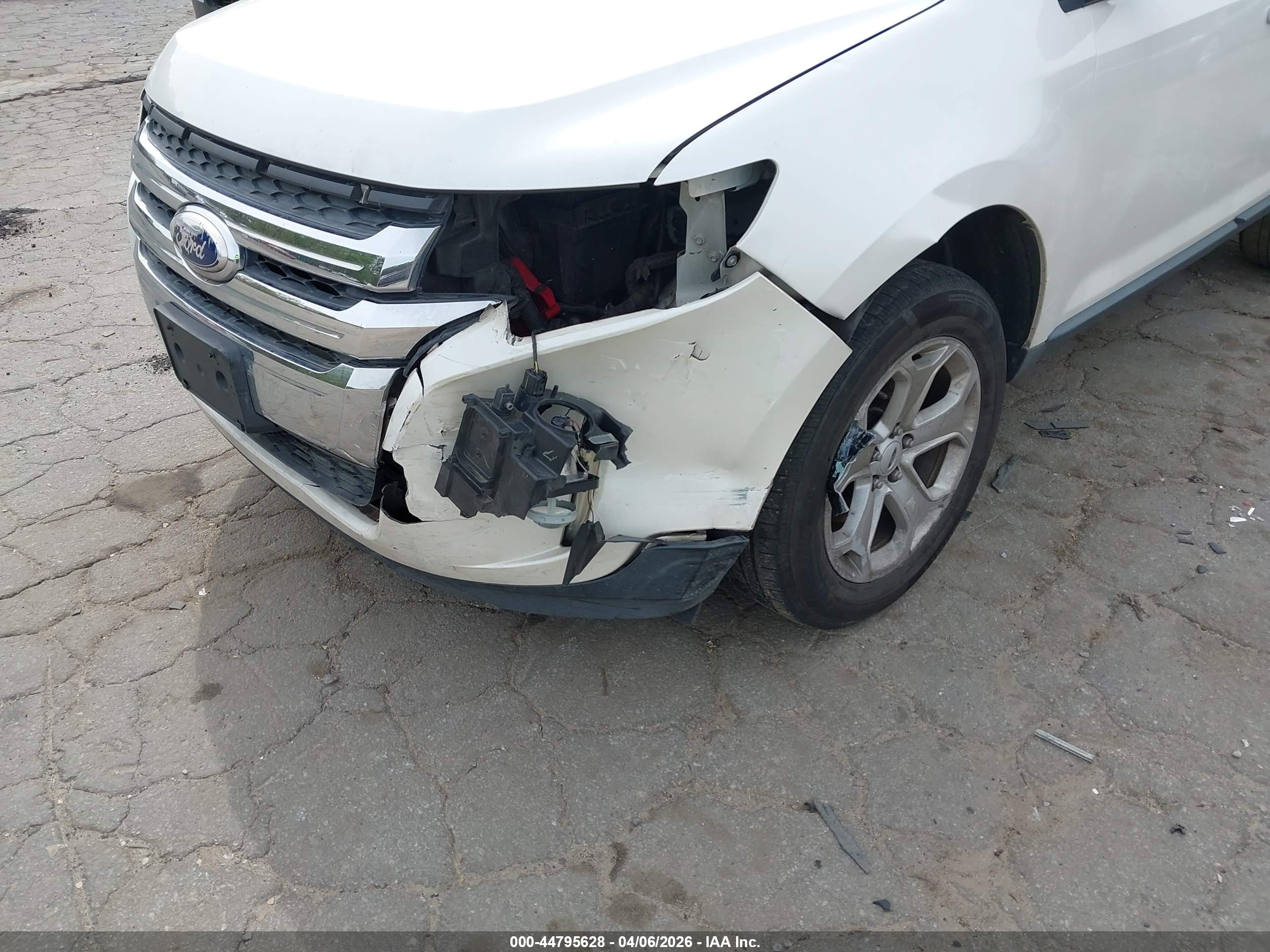 FORD EDGE image 6