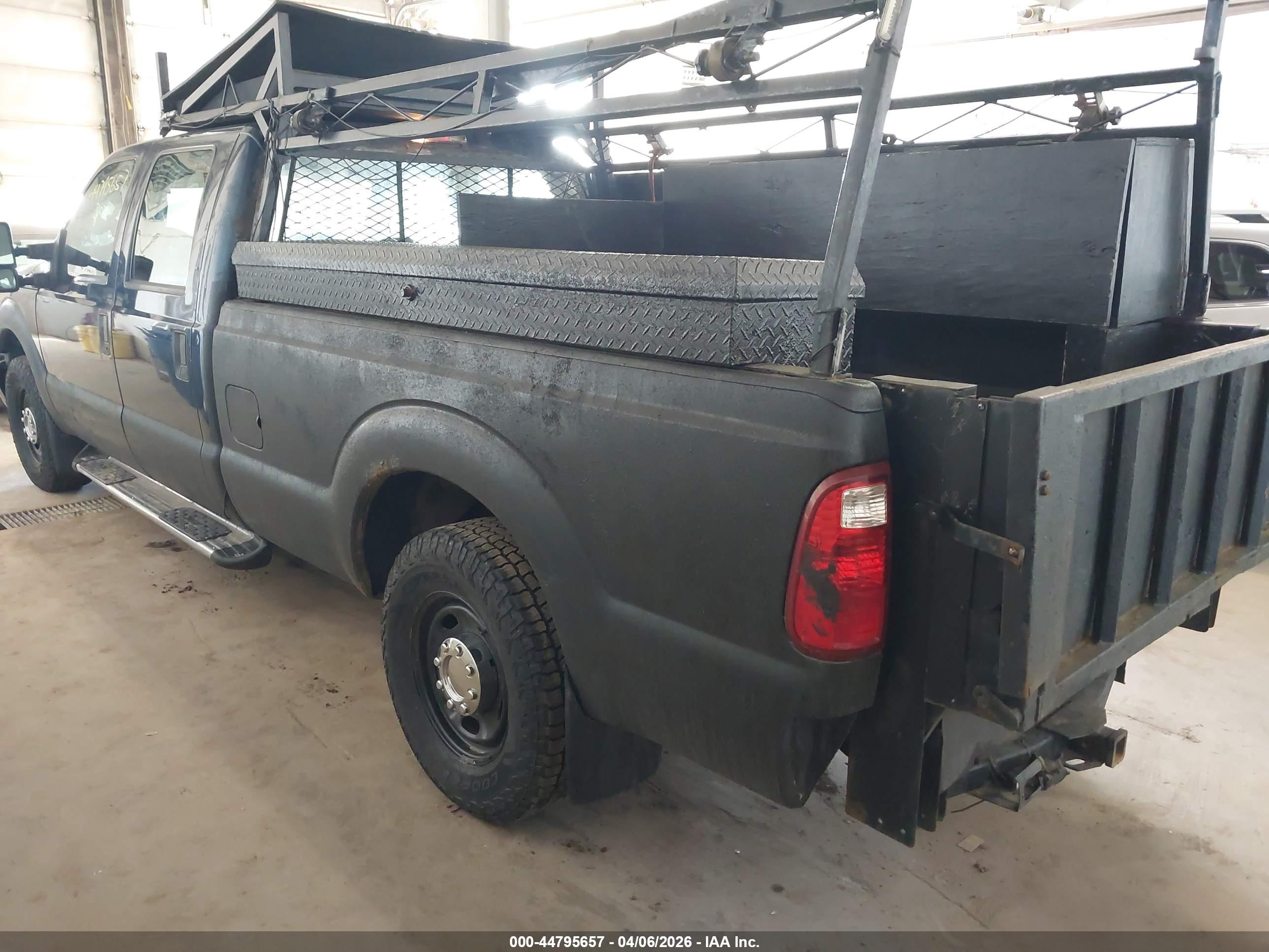 FORD F-250 image 3