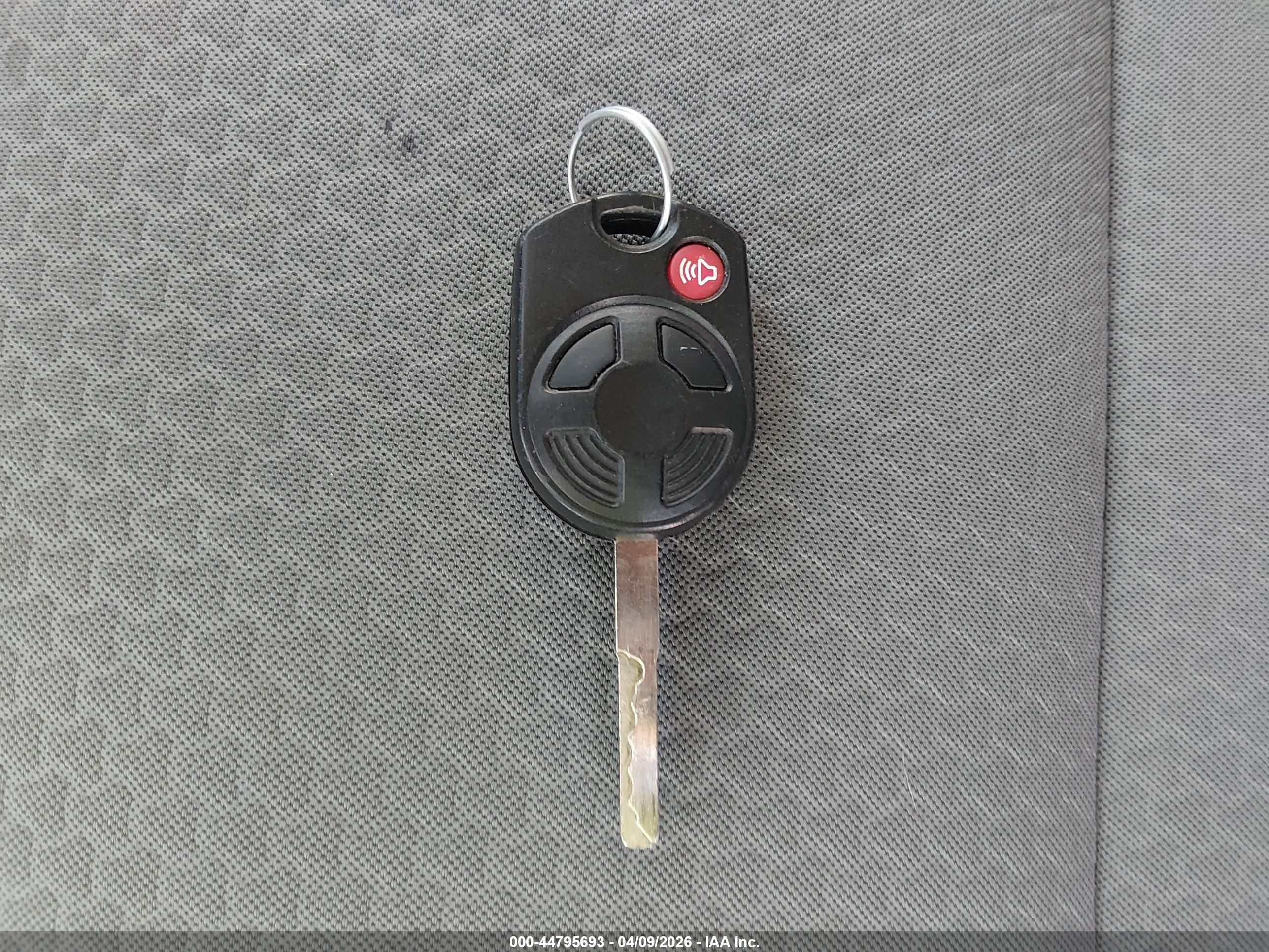 FORD ESCAPE image 11