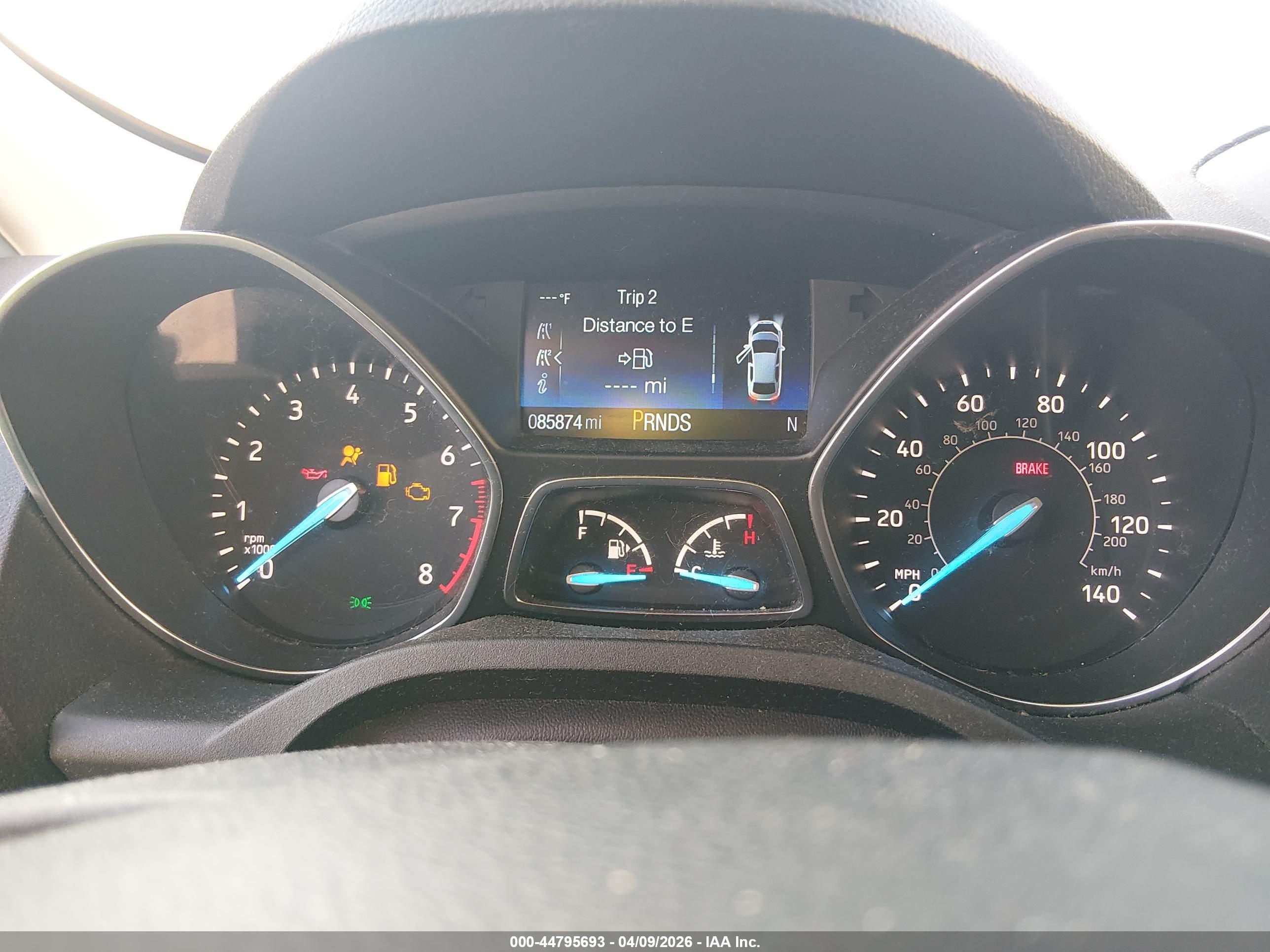 FORD ESCAPE image 7
