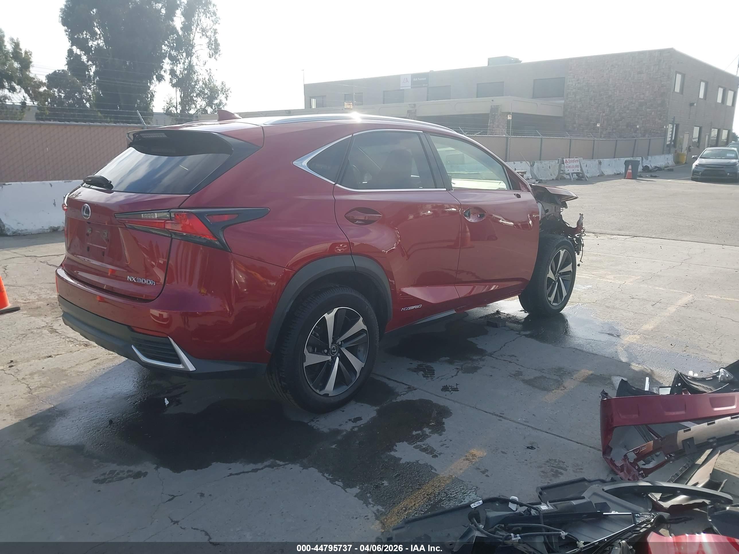 LEXUS NX image 4