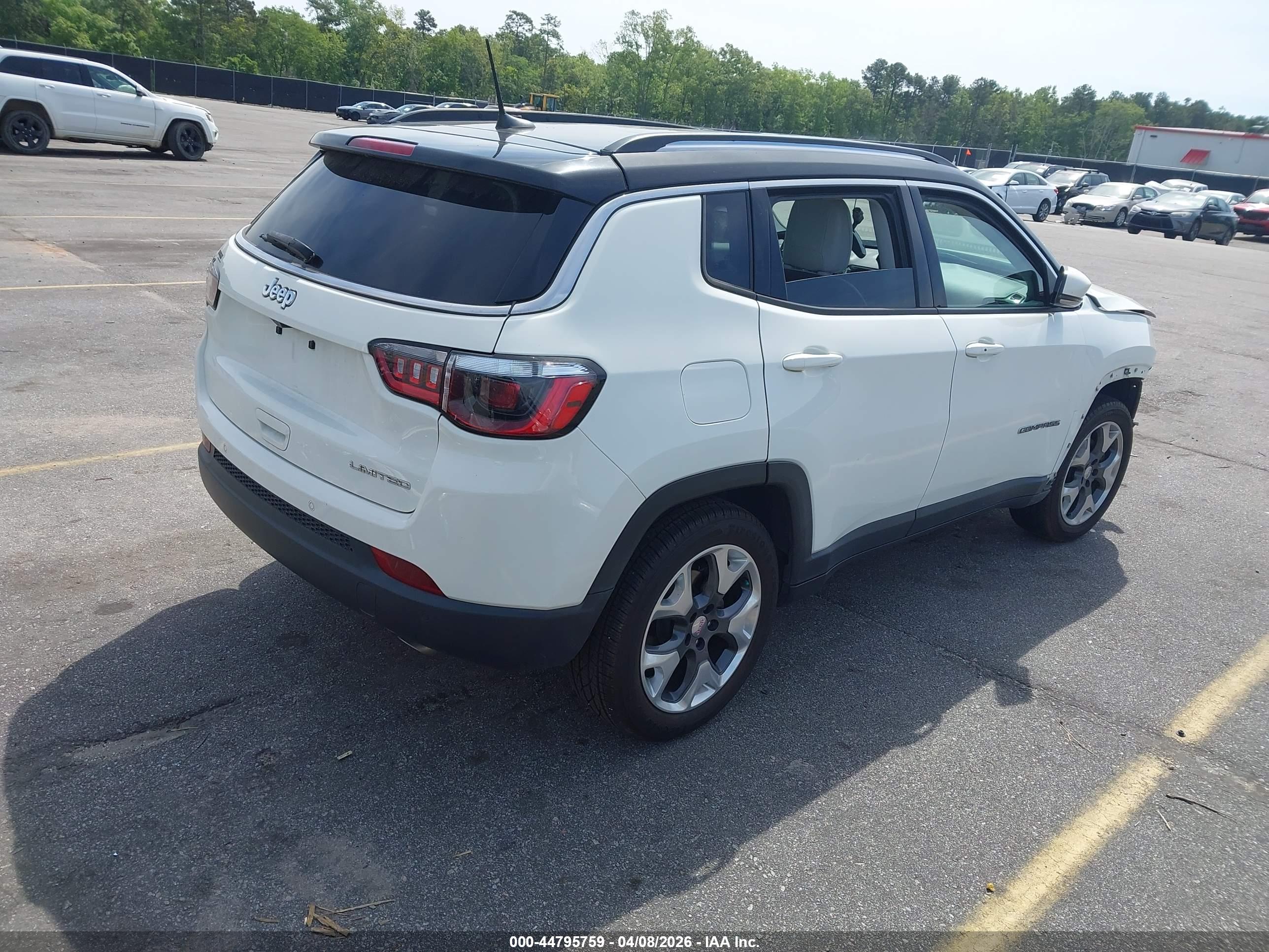 JEEP COMPASS image 4