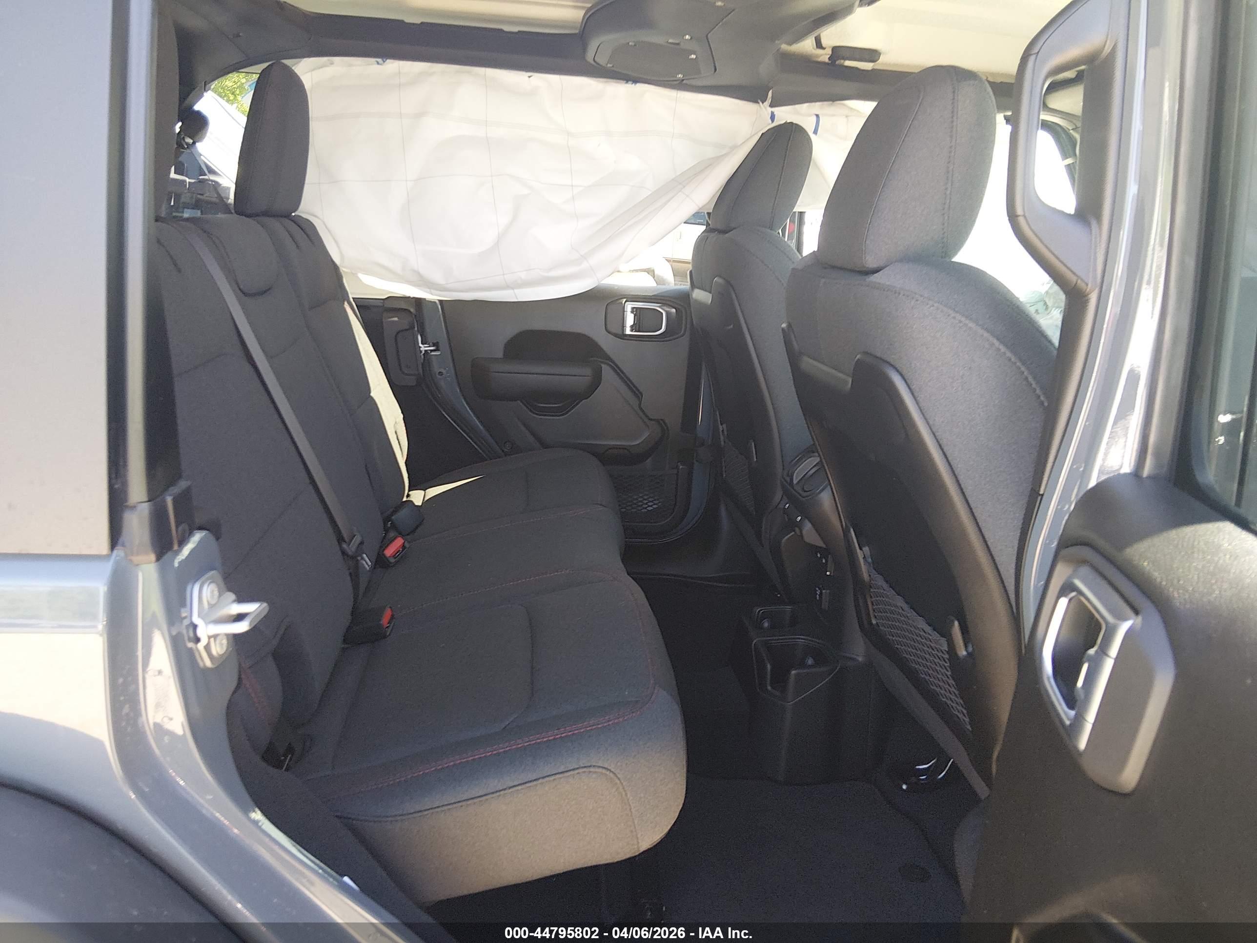 JEEP WRANGLER image 8