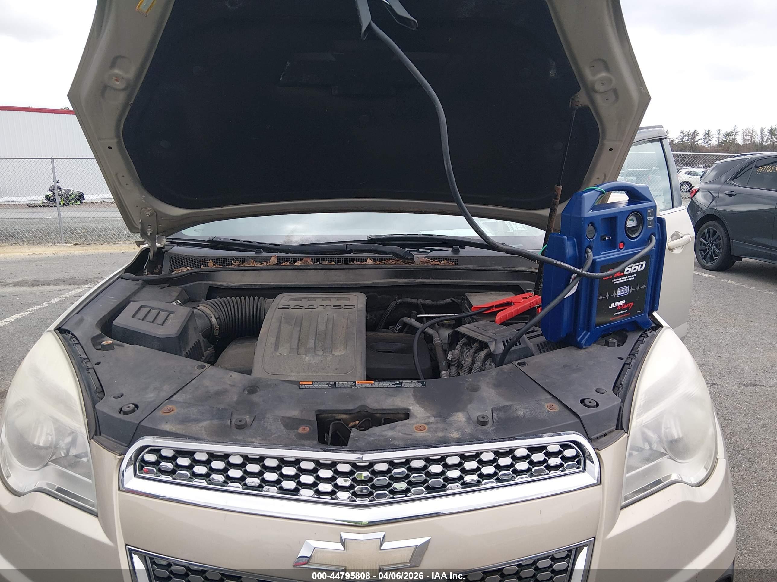 CHEVROLET EQUINOX image 10