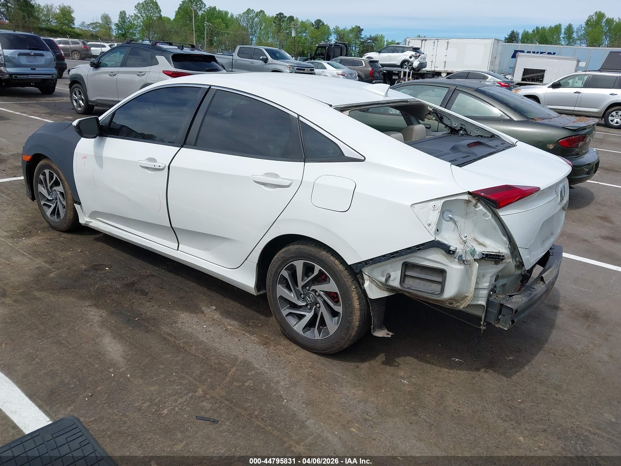 HONDA CIVIC image 3
