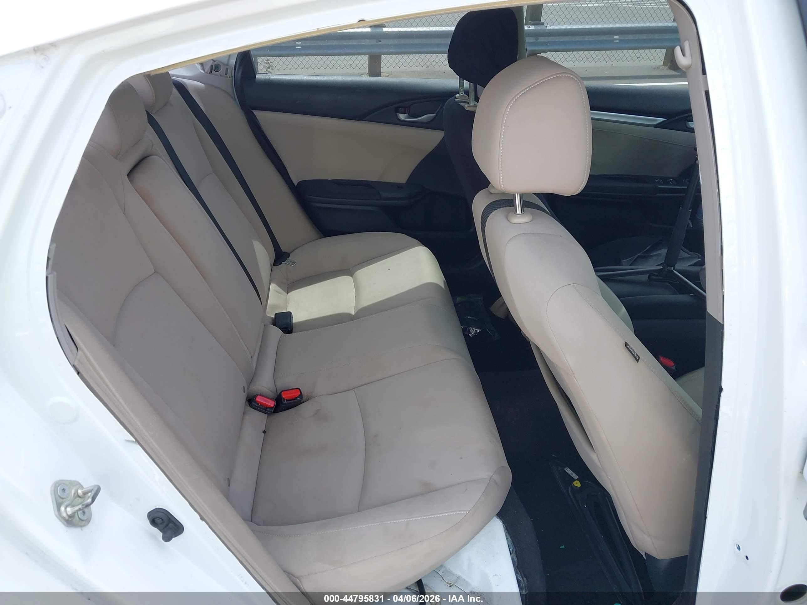 HONDA CIVIC image 8
