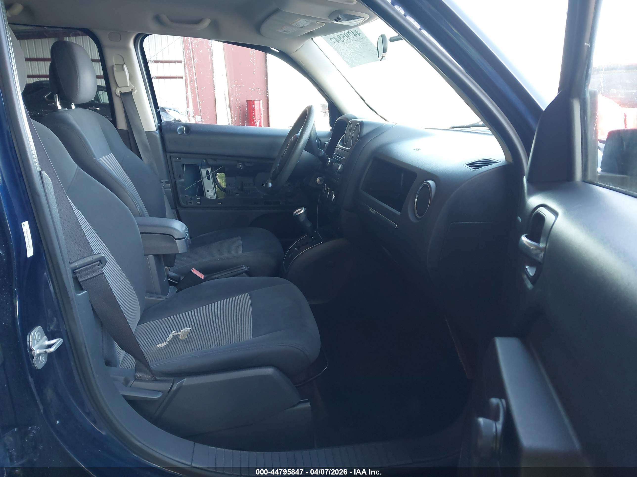 JEEP PATRIOT image 5